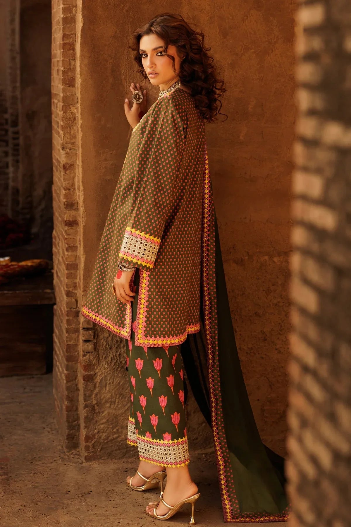 Charizma | Festive Pret | CNP-5-38 - Rang-e-Khaas