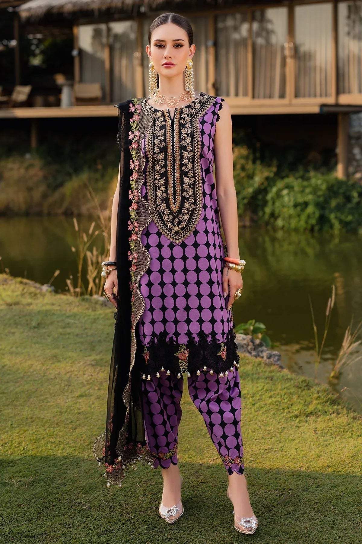 Charizma | Qara Festive Edit 25 | CQ5-03 - Rang-e-Khaas