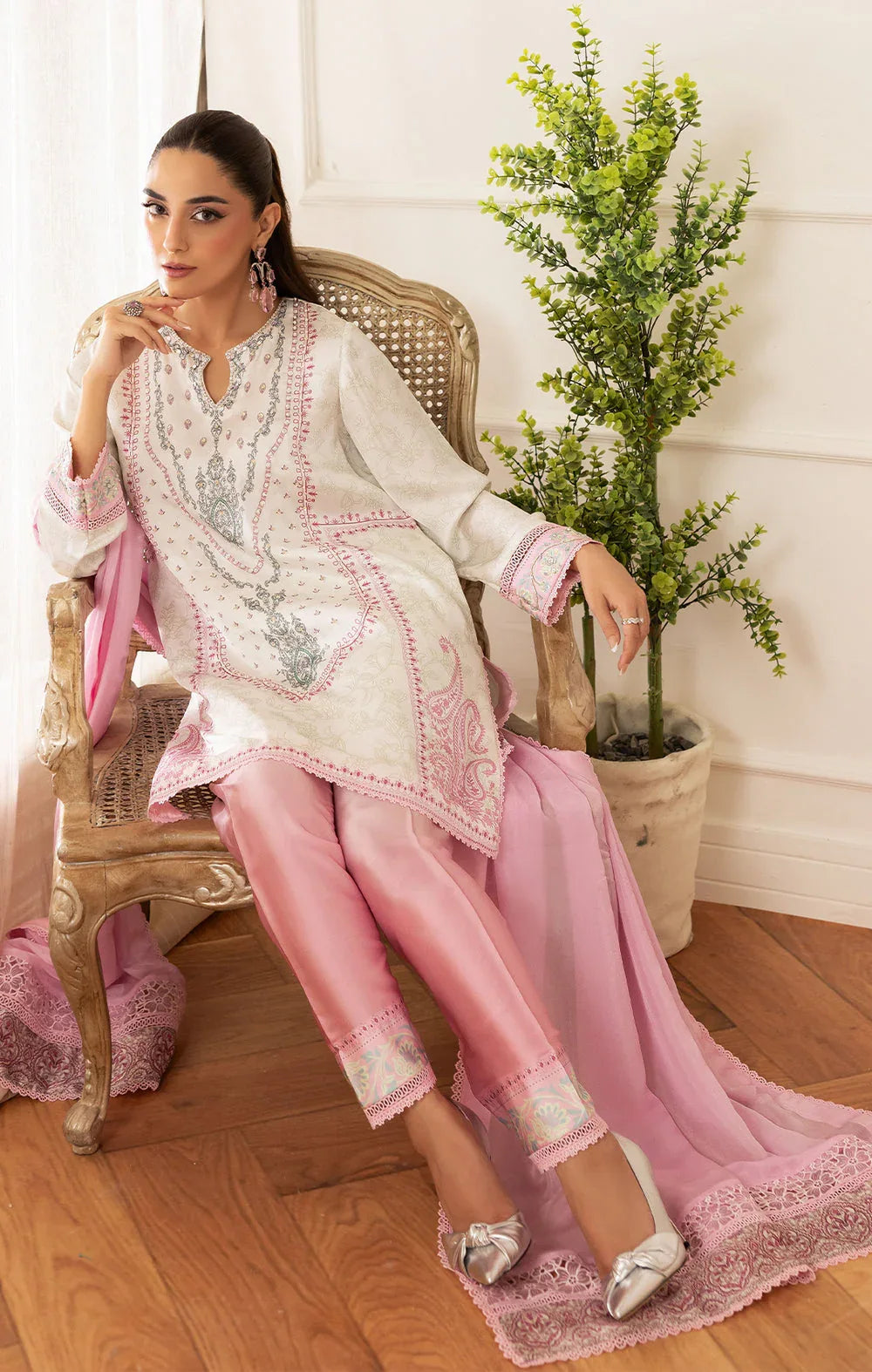 Maya | Eloura Silk Pret 25 | AURI - Rang-e-Khaas