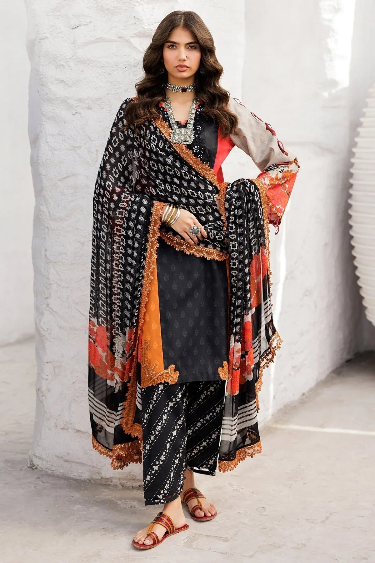 Charizma | Rangoli Lawn | CRO5-01 - Rang-e-Khaas