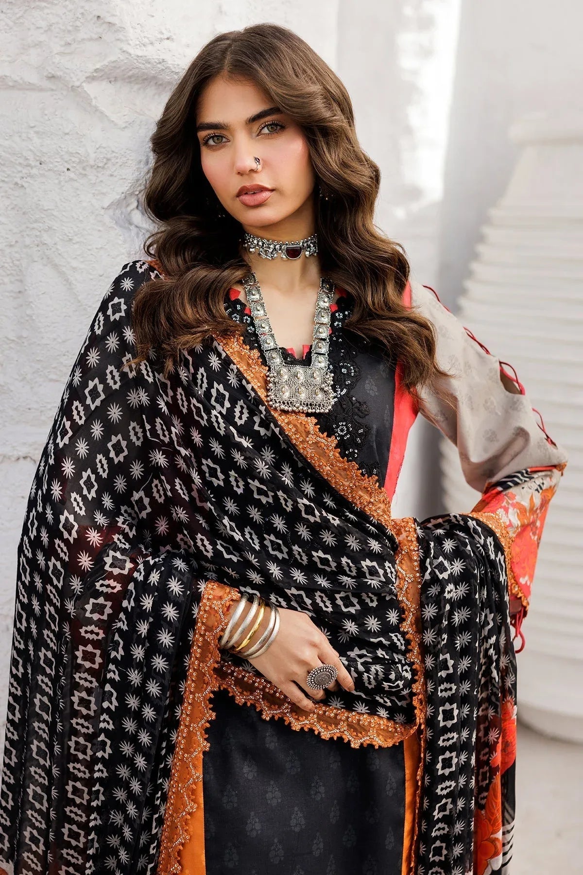 Charizma | Rangoli Lawn | CRO5-01 - Rang-e-Khaas
