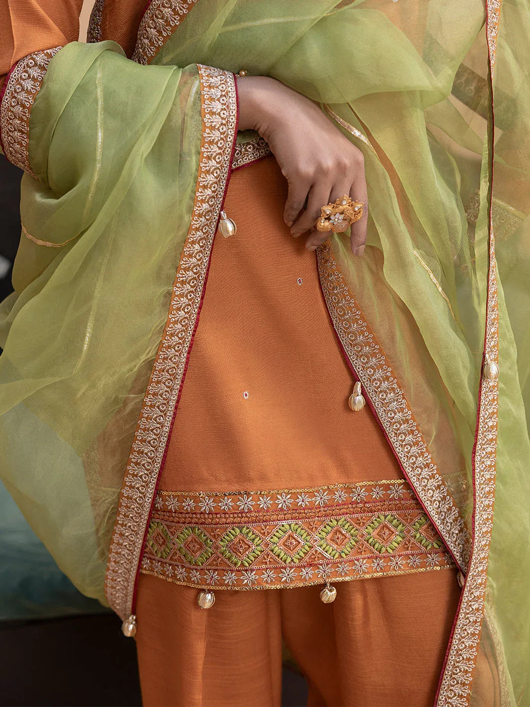 Hem Stitch | Raw Silk Edit 25 | Kashish - Rang-e-Khaas