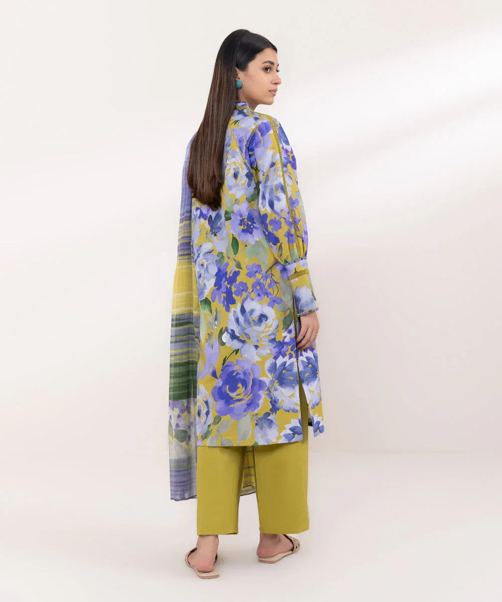 Sapphire | Intermix 2024 | Cambric Suit S-30 - Rang-e-Khaas