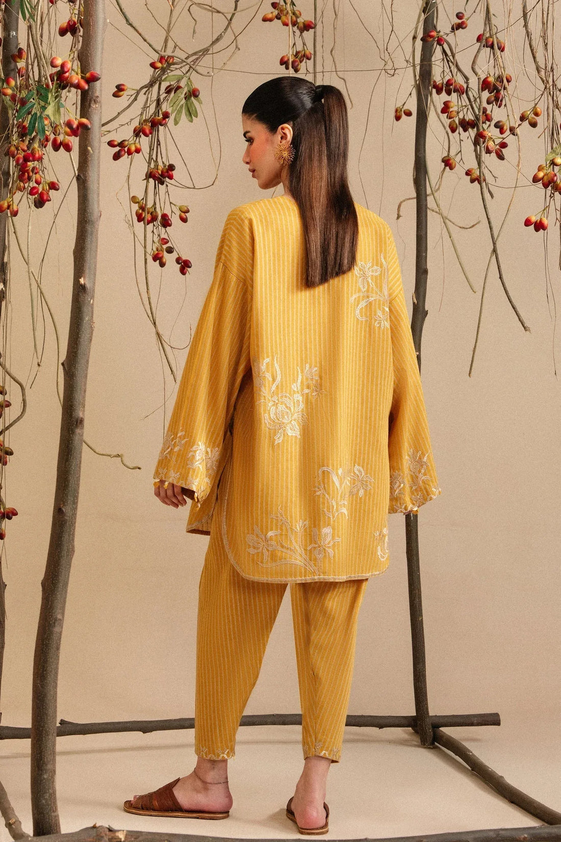 Elan | Winter Basics 25 | SOHEA (ERW-21570) - Rang-e-Khaas