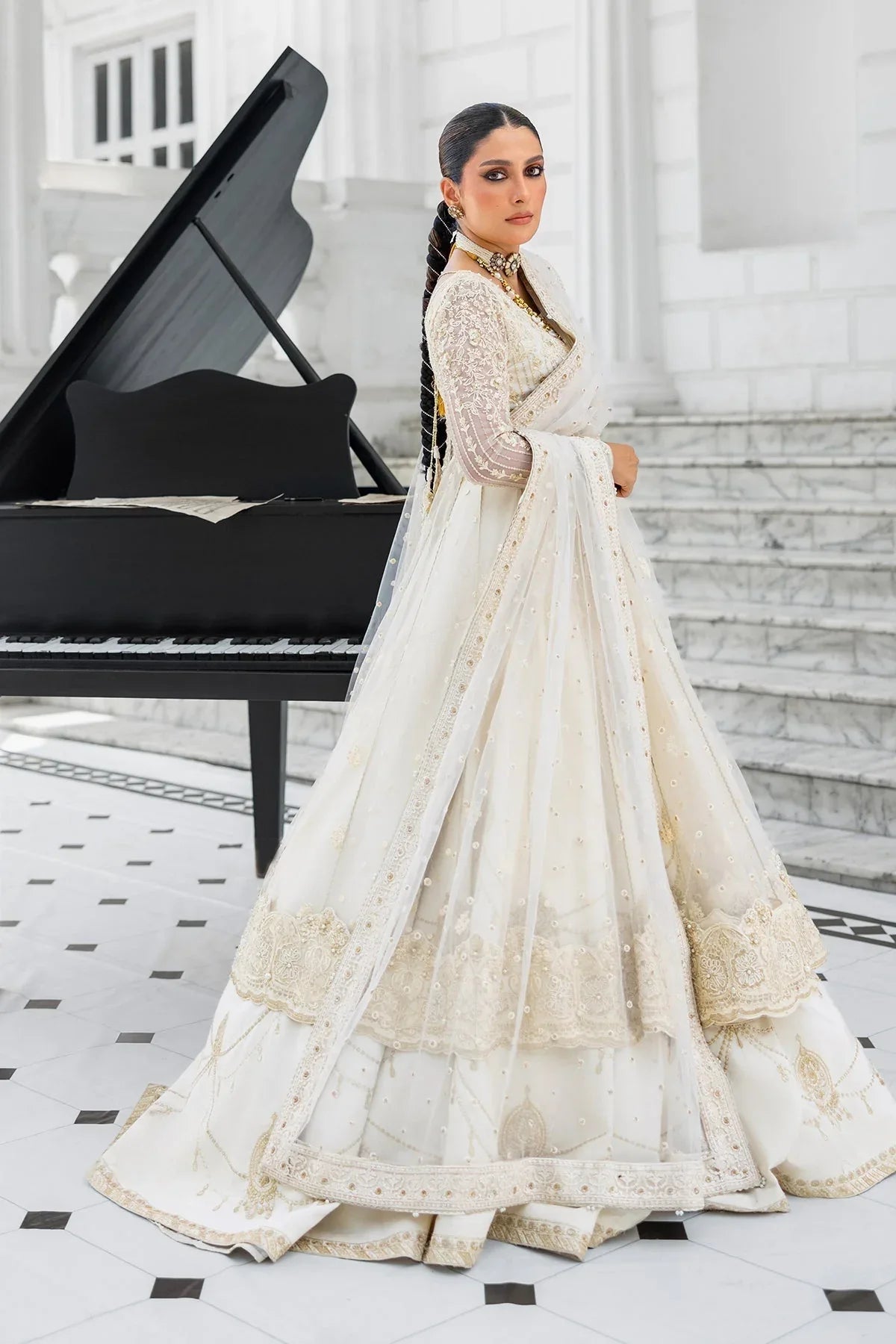 Erum Khan | Jahan Wedding 25 | Snow Pearl - Rang-e-Khaas