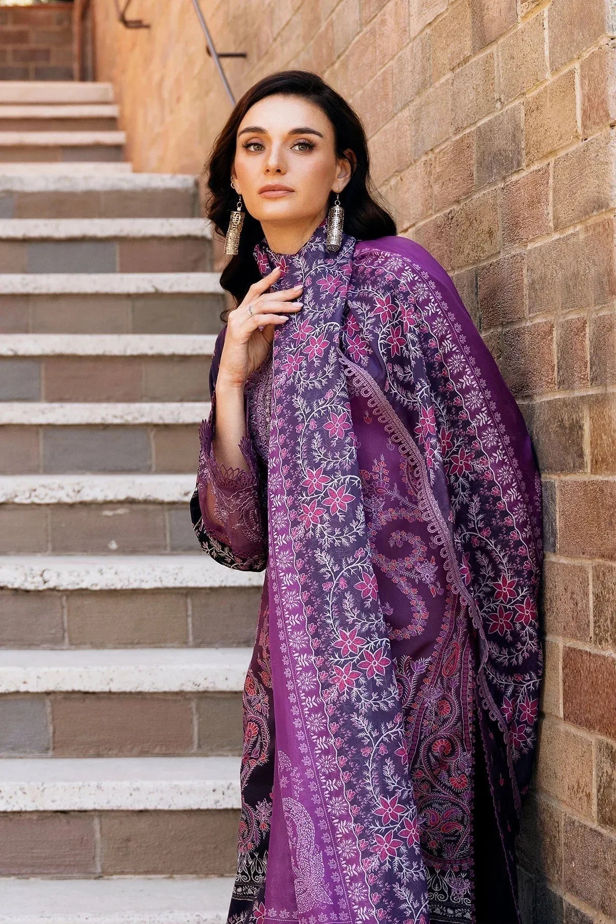 Afrozeh | Damask The Holiday Edit '25 - Lawn | Azrina A - Rang-e-Khaas