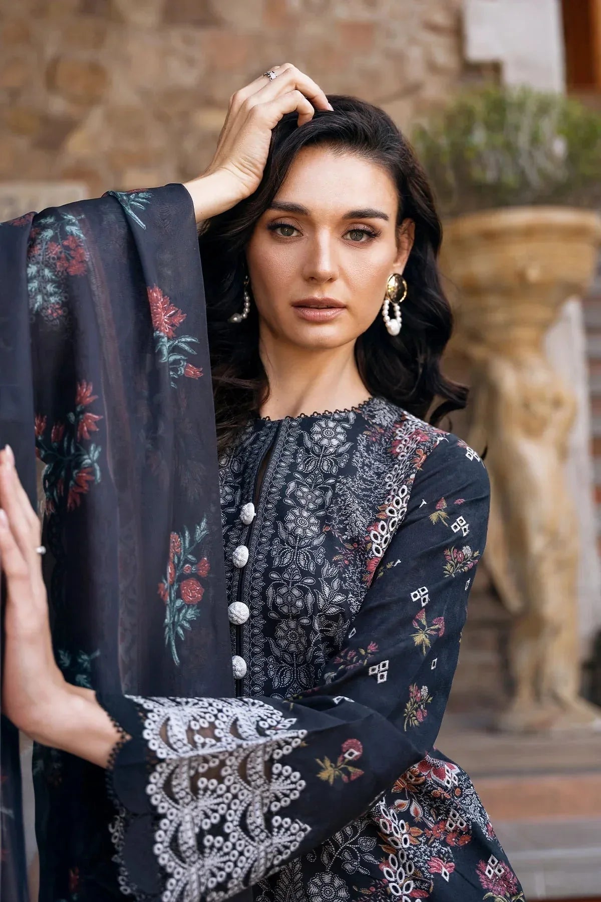 Afrozeh | Damask The Holiday Edit '25 - Lawn| Anisa B - Rang-e-Khaas