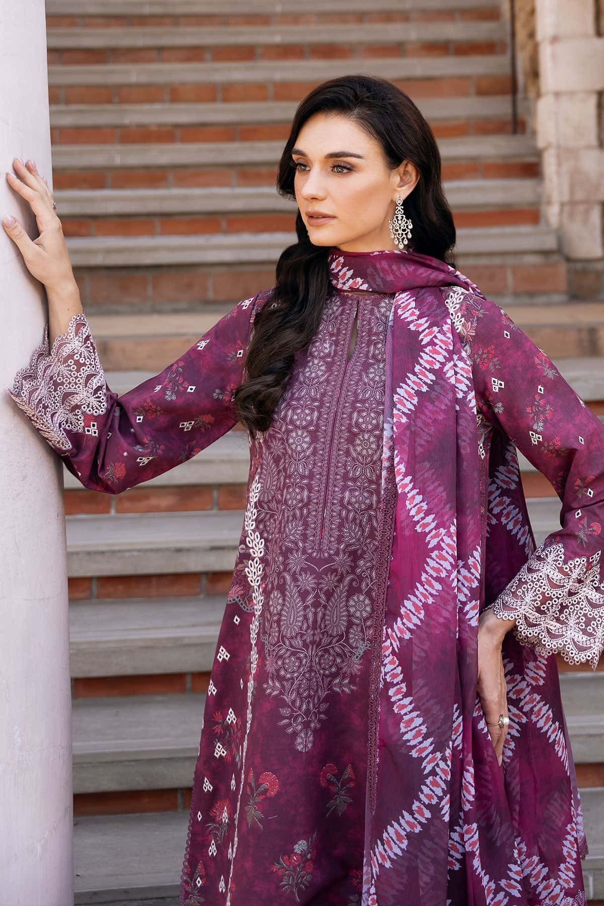 Afrozeh | Damask The Holiday Edit 25 | Anisa A - Rang-e-Khaas