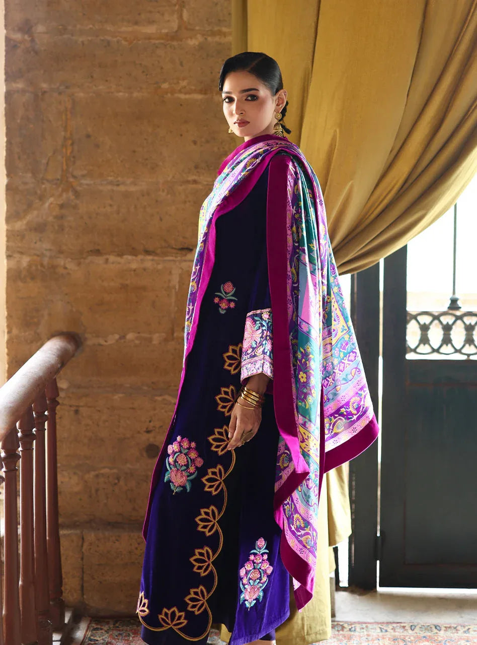 Zainab Chottani | Velura Velvet Edit 25 | Ameth Long Shirt - Rang-e-Khaas