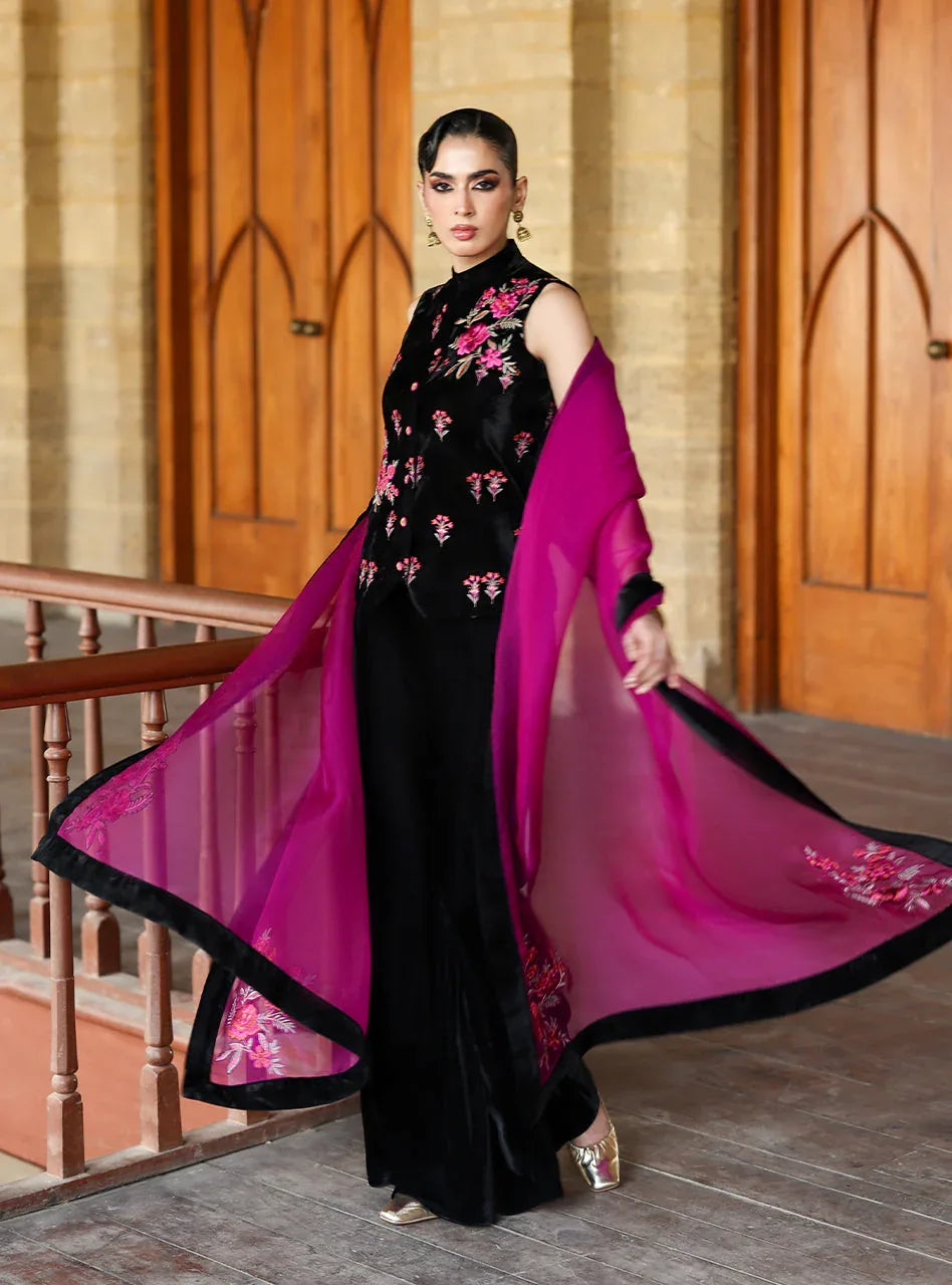 Zainab Chottani | Velura Velvet Edit 25 | Keir Vest - Rang-e-Khaas