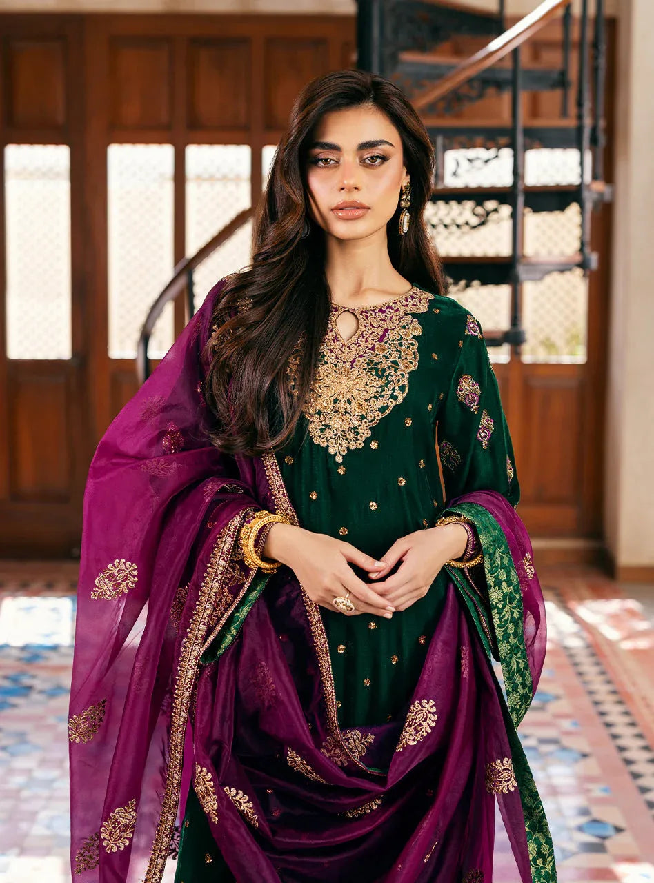 Zainab Chottani | Velvet 25 | Esha - Rang-e-Khaas