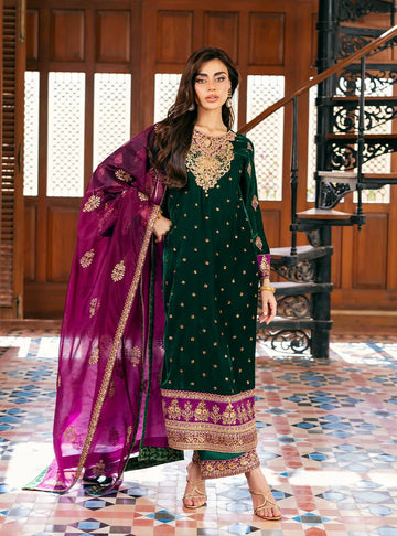 Zainab Chottani | Velvet 25 | Esha - Rang-e-Khaas