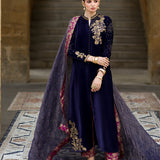 Zainab Chottani | Velura Velvet Edit 25 | Celine Gold