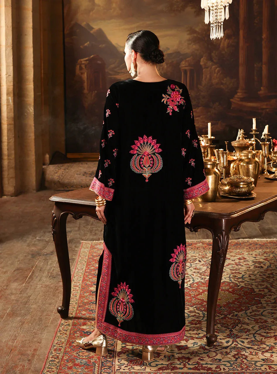 Zainab Chottani | Velura Velvet Edit 25 | Belle Kaftan - Rang-e-Khaas