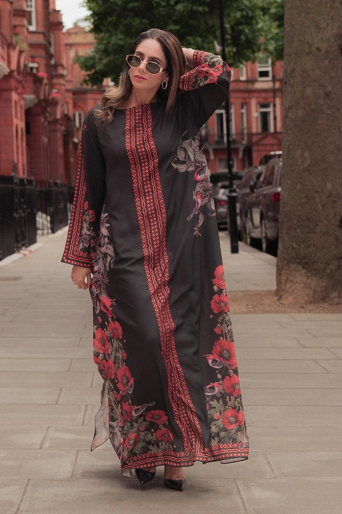 Erum Khan I Kaftan Edit I Moon Shadow - Rang-e-Khaas