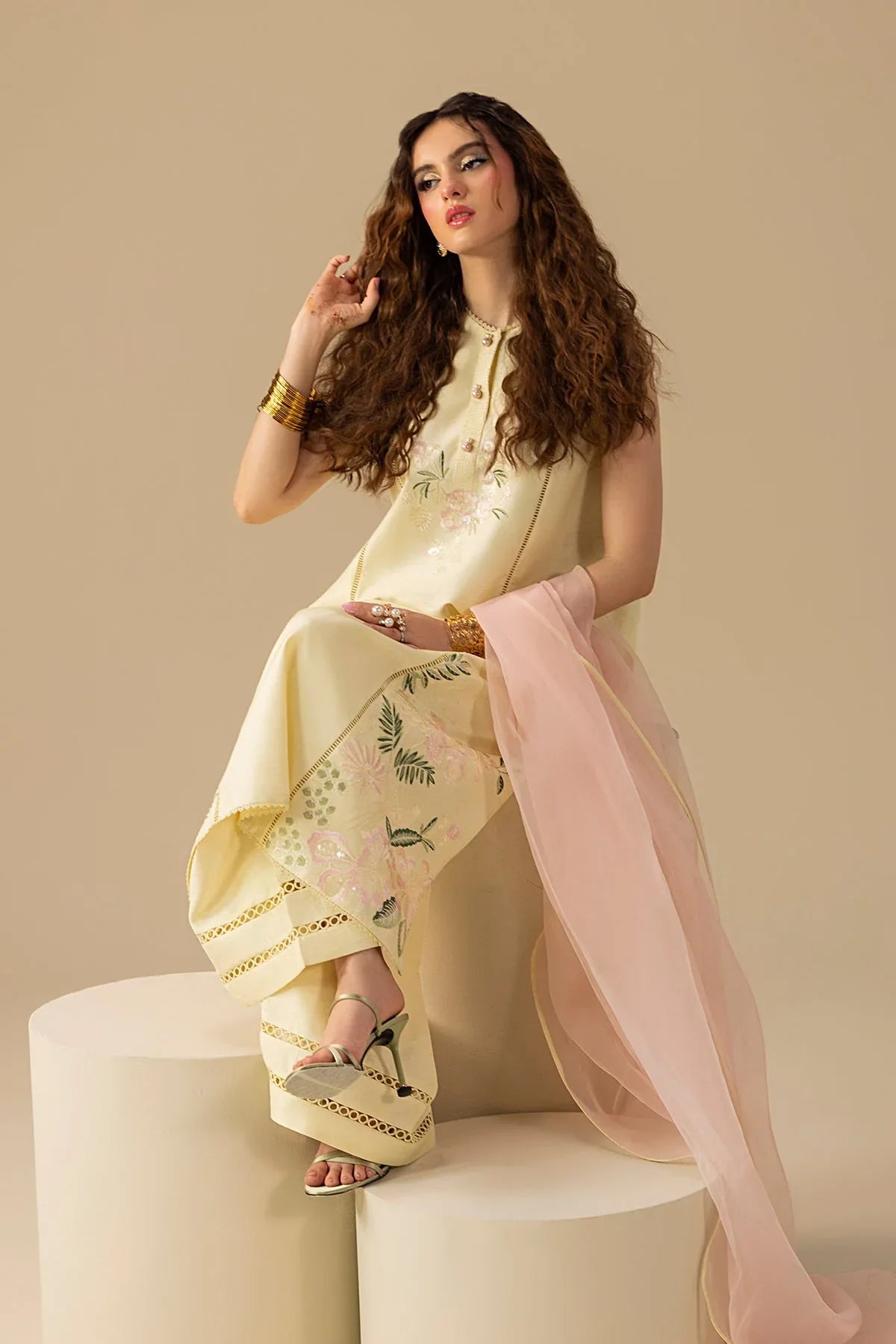 Erum Khan | Lillia Summer Edit | Butter Daze - Rang-e-Khaas