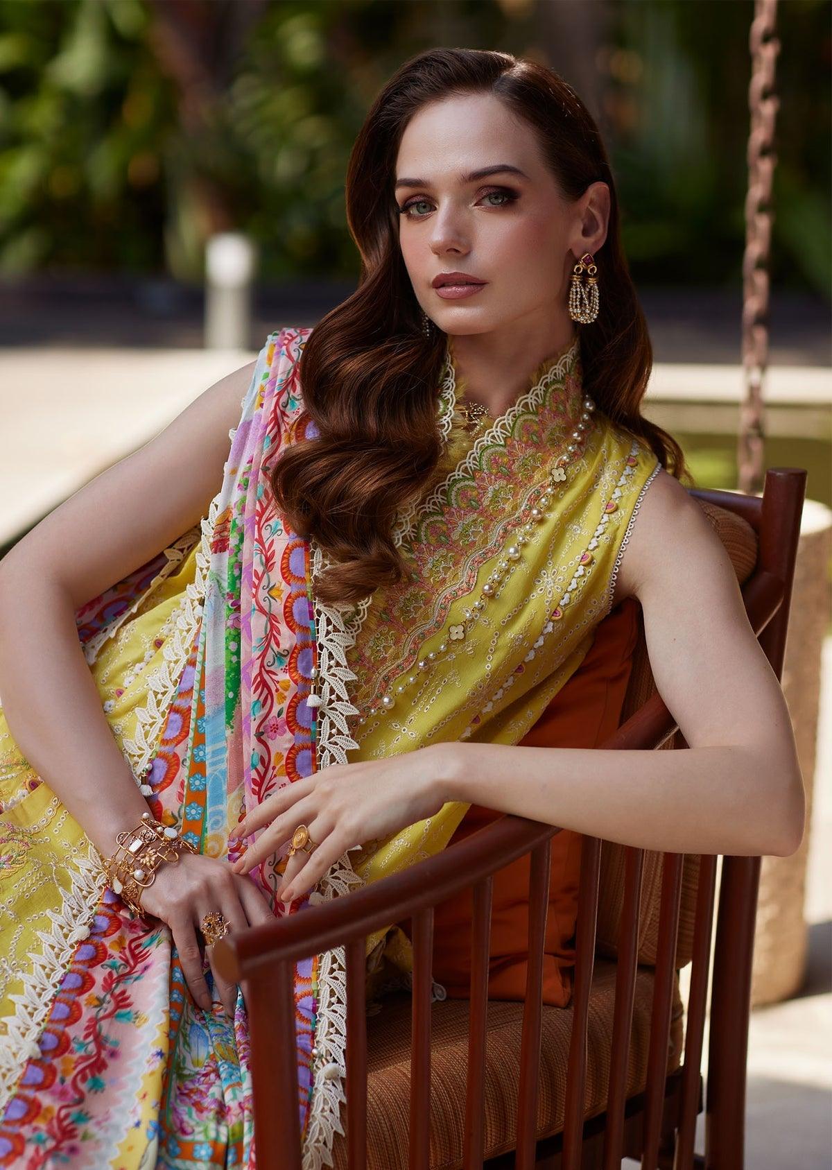 Kanwal Malik | Ariya Luxury Lawn 26 | Bianca