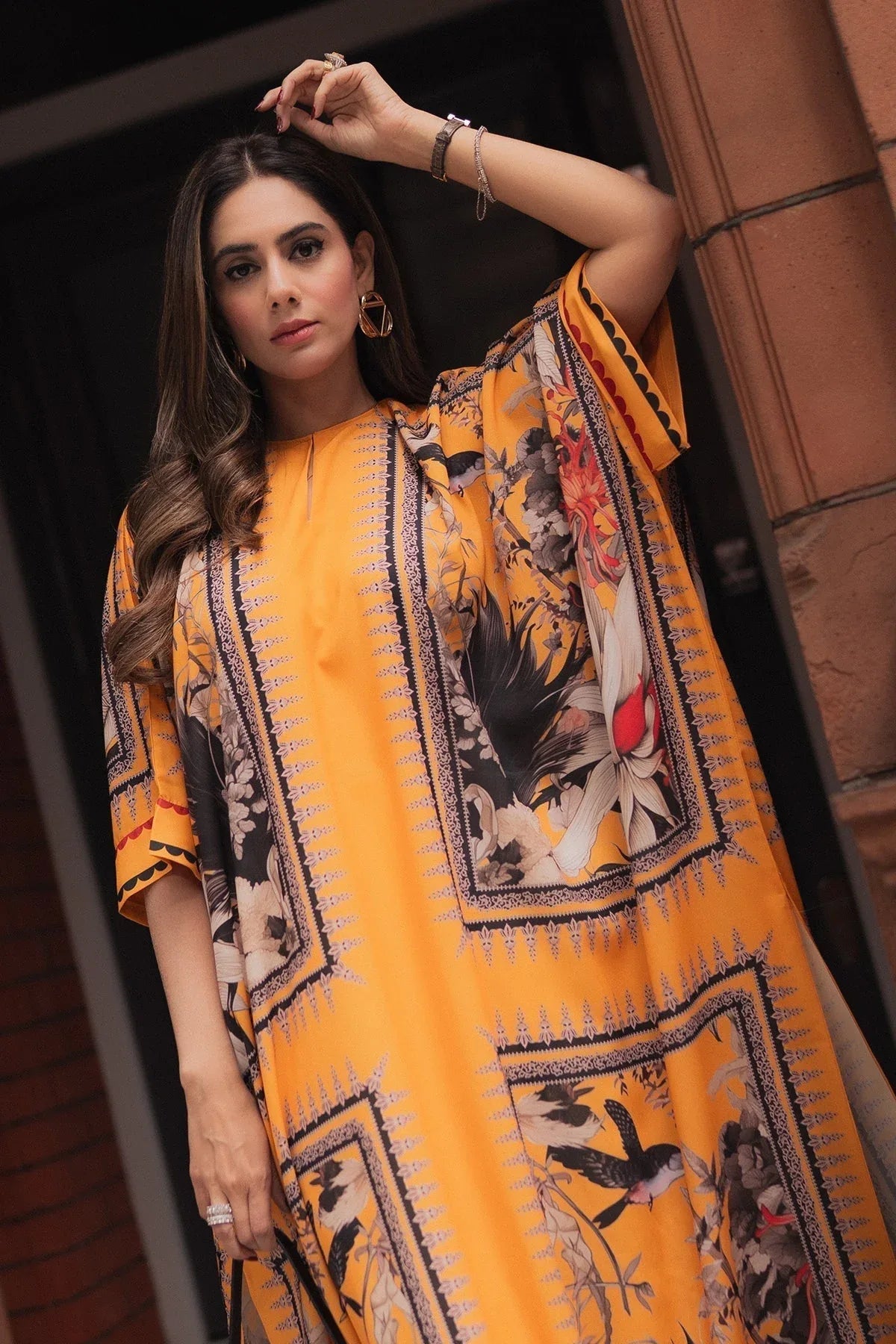 Erum Khan I Kaftan Edit I Halo Haze - Rang-e-Khaas