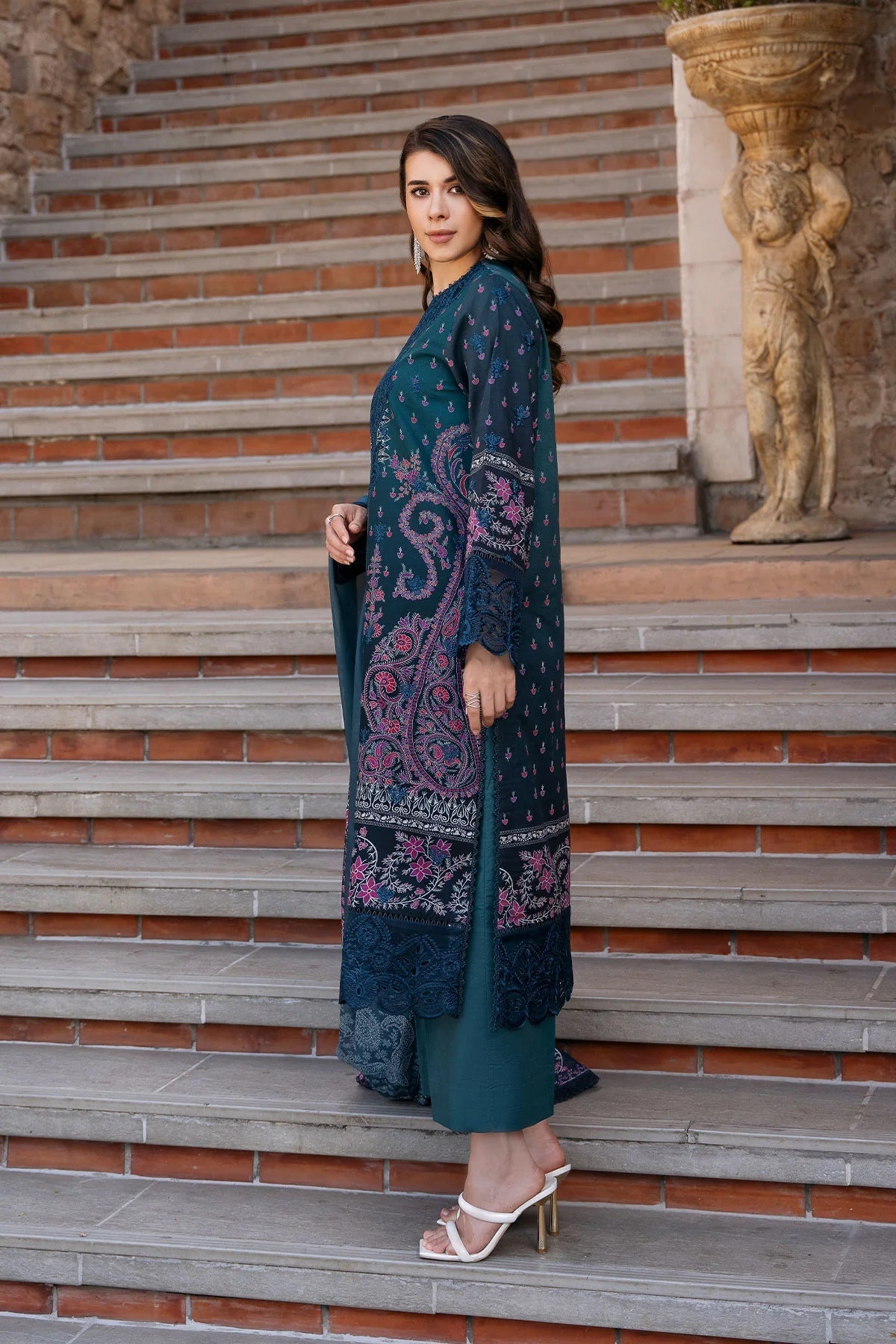 Afrozeh | Damask The Holiday Edit '25 - Lawn | Azrina B