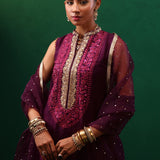 Zainab Chottani | Semi Formals | AMYRA