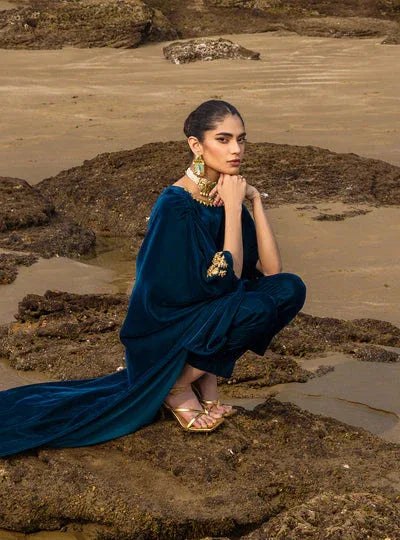 Zainab Chottani | The Kaftan Edit | Romi - Rang-e-Khaas