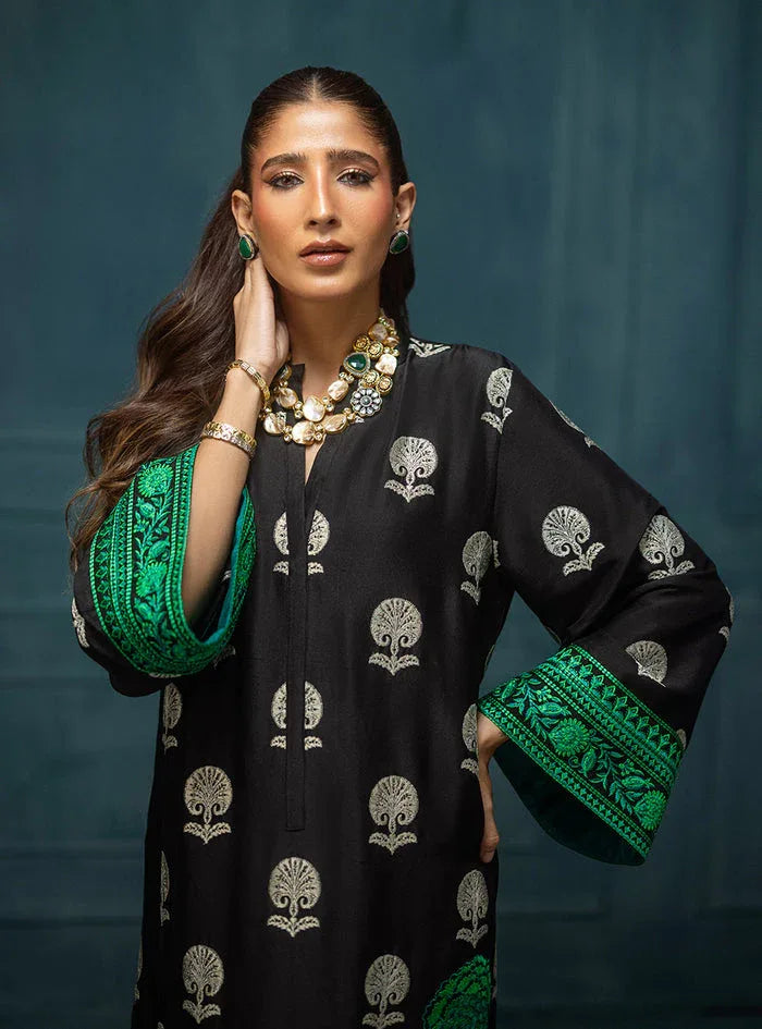 Zainab Chottani | Luxe Edit 25 | Shyna - Rang-e-Khaas