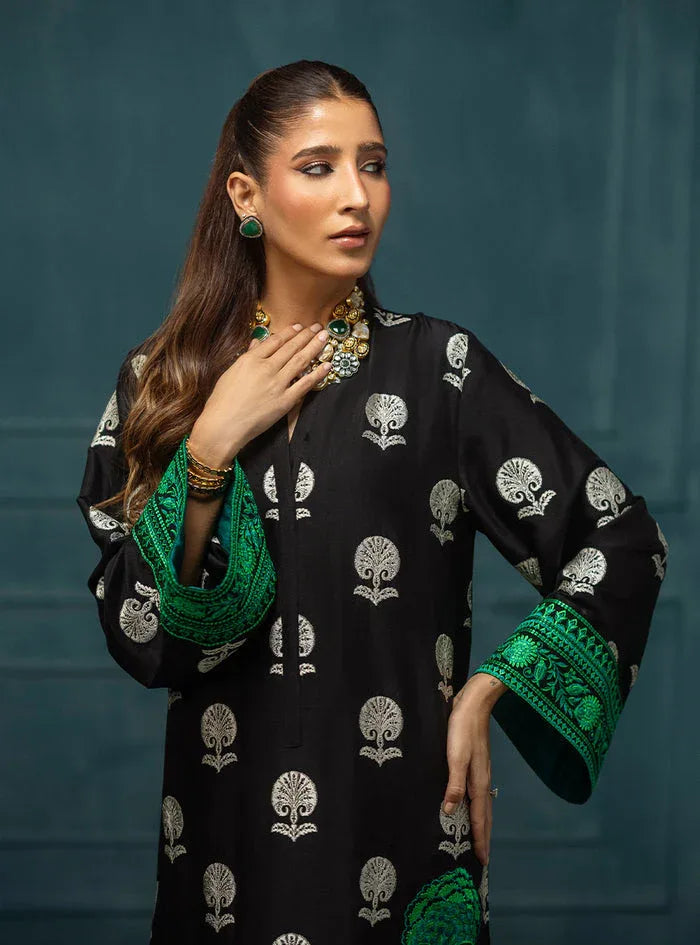 Zainab Chottani | Luxe Edit 25 | Shyna - Rang-e-Khaas