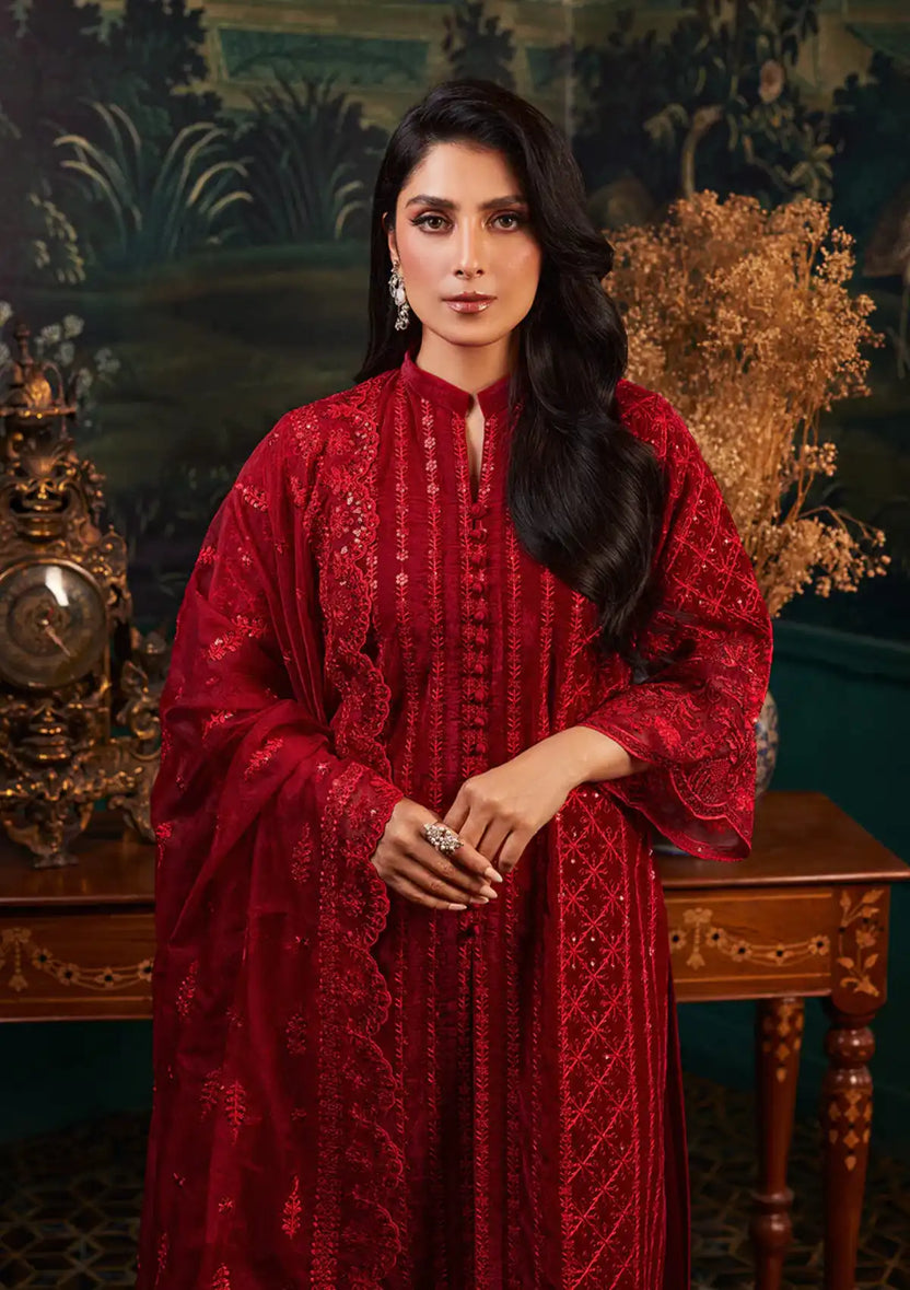 Zainab Chottani | Embroidered Velvet | SURKH D-05 - Rang-e-Khaas