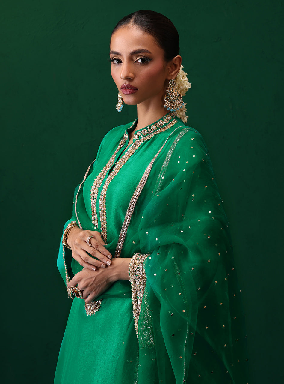 Zainab Chottani | Semi Formals | SHANARA