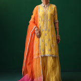 Zainab Chottani | Semi Formals | DEENA