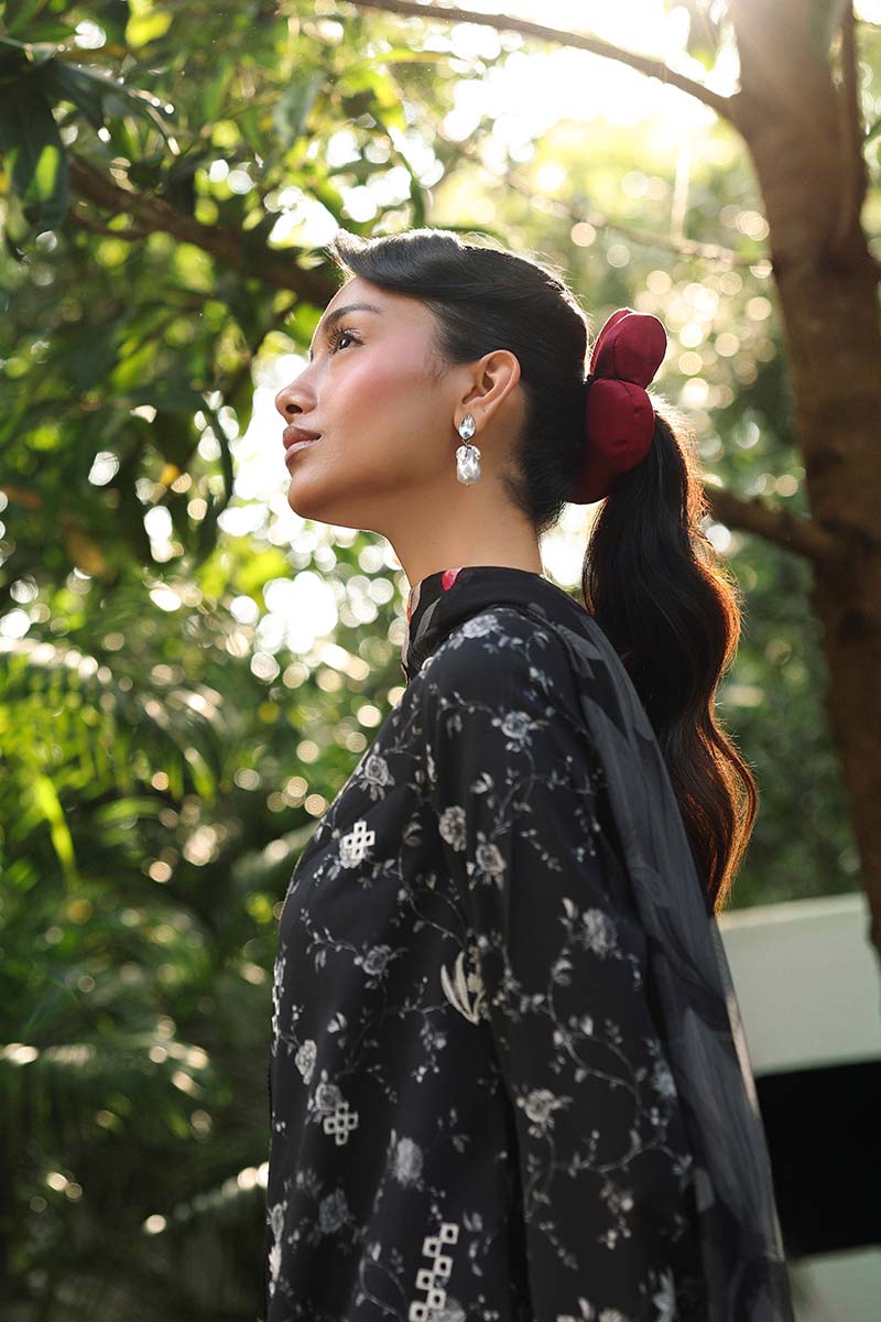 Qalamkar | Q Prints 26 | AX-08 (B) EAVAN - Rang-e-Khaas