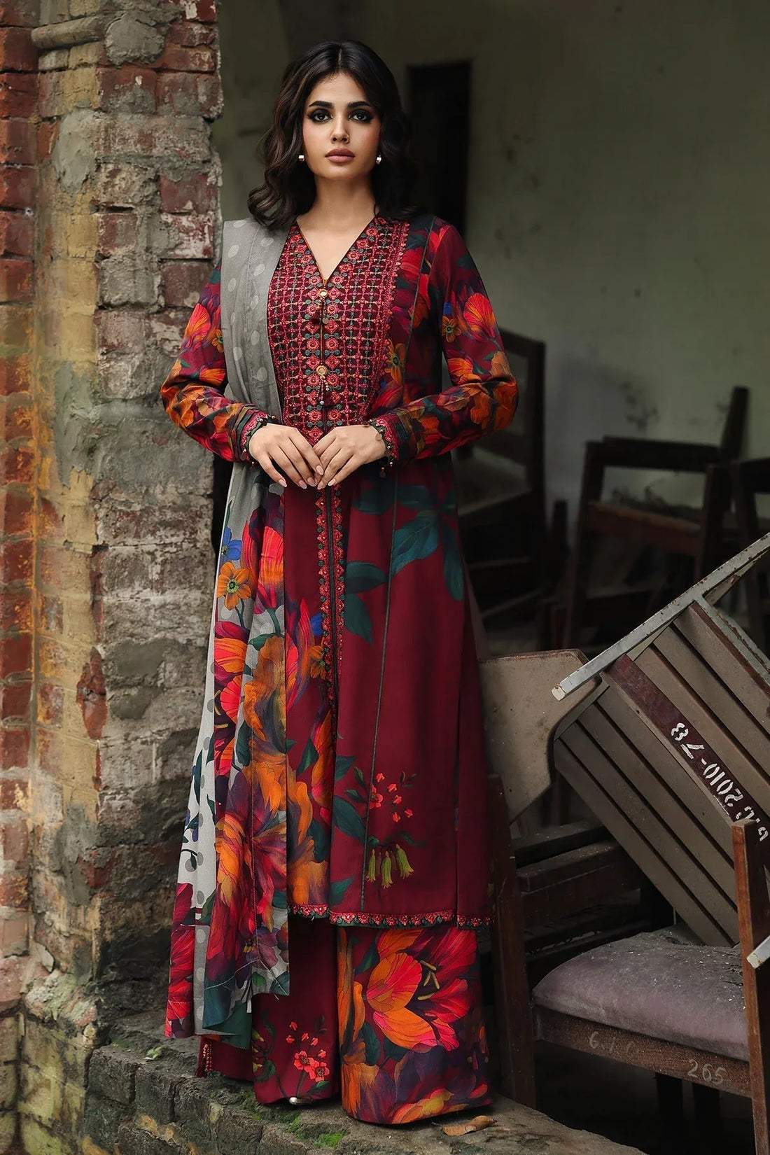 Charizma | Aniq Winter 25 |  ANW6-18 - Rang-e-Khaas
