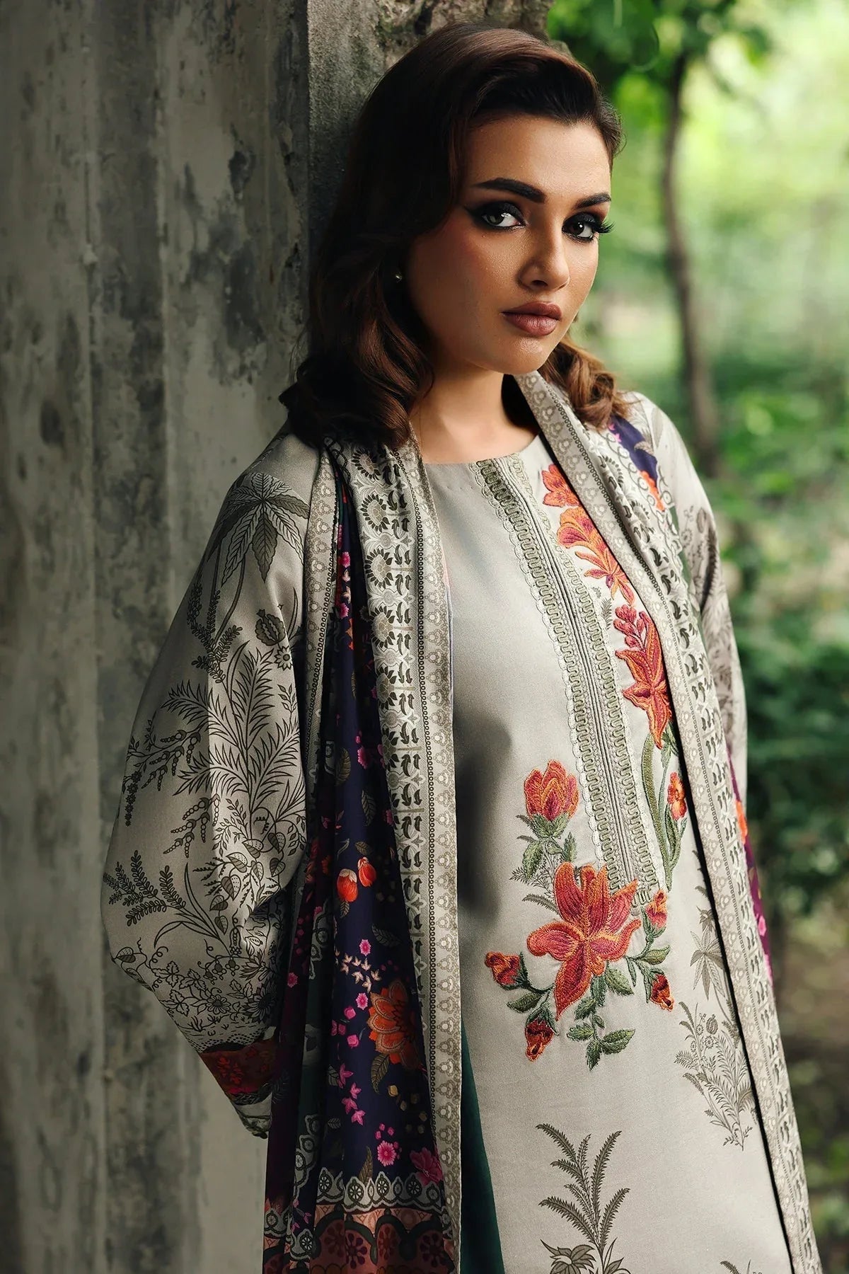 Charizma | Winter Collection | DSCW5-05 - Rang-e-Khaas