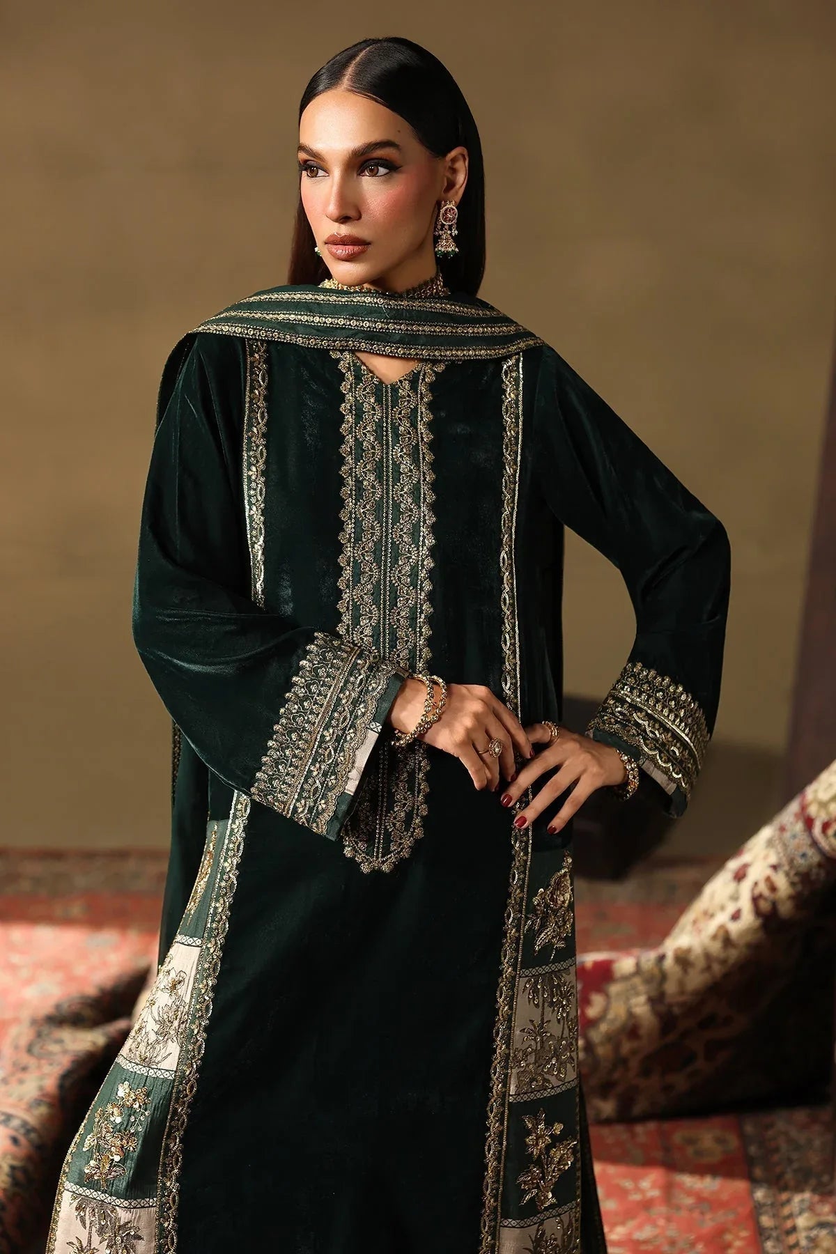 Charizma | Signora Velvet 25 | CVT5-05 - Rang-e-Khaas