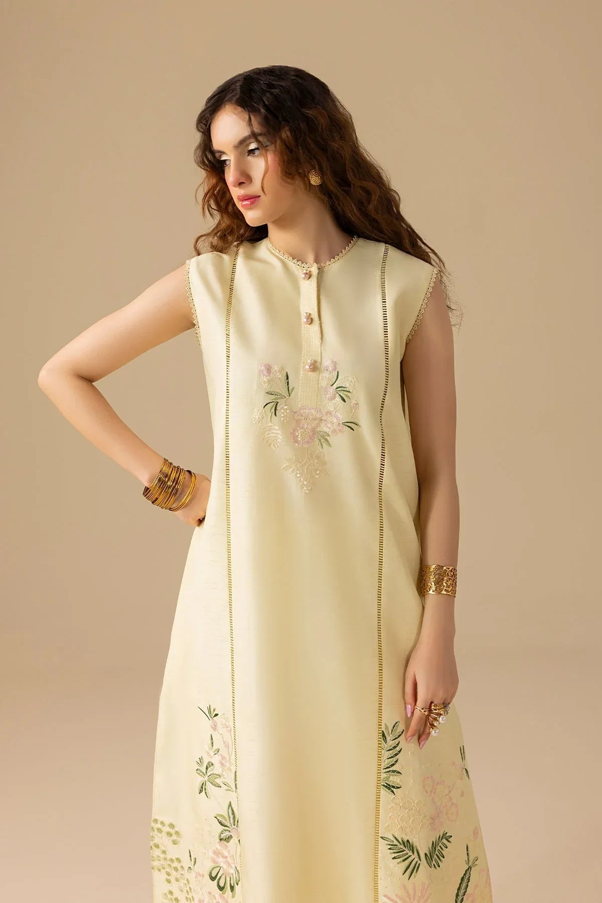 Erum Khan | Lillia Summer Edit | Butter Daze - Rang-e-Khaas