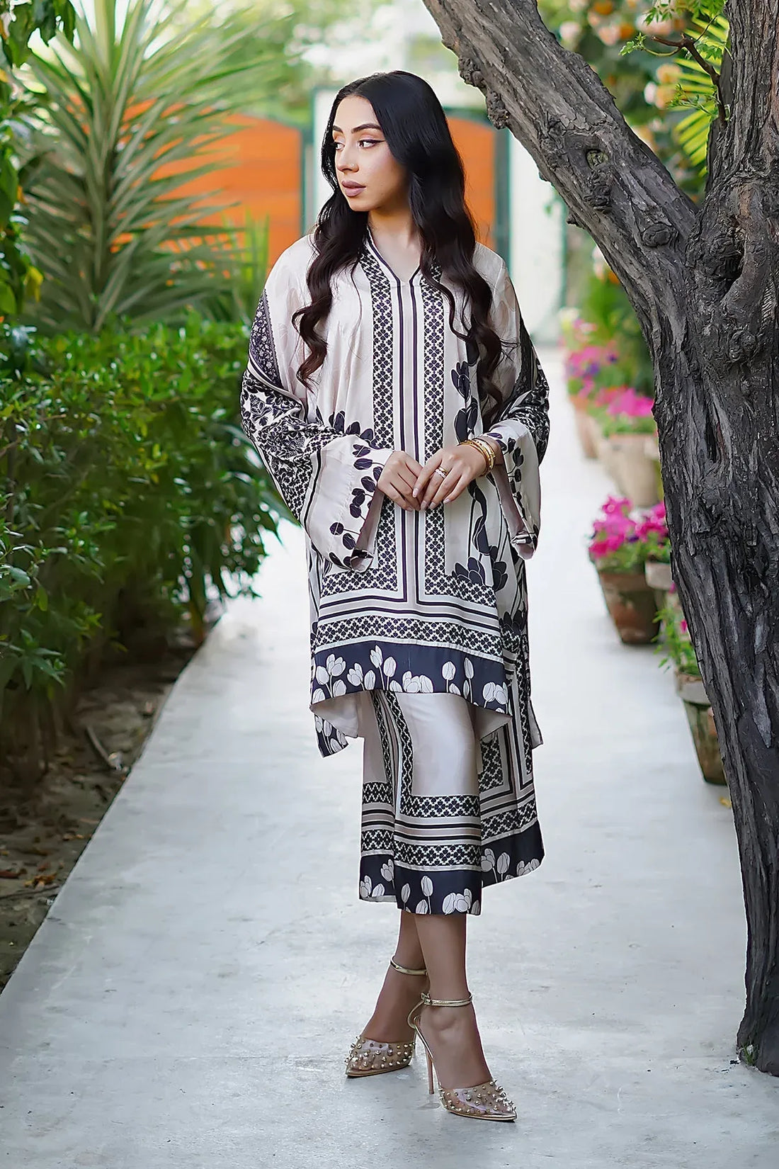 Erum Khan | Nue Pret | Royal Mirage - Rang-e-Khaas