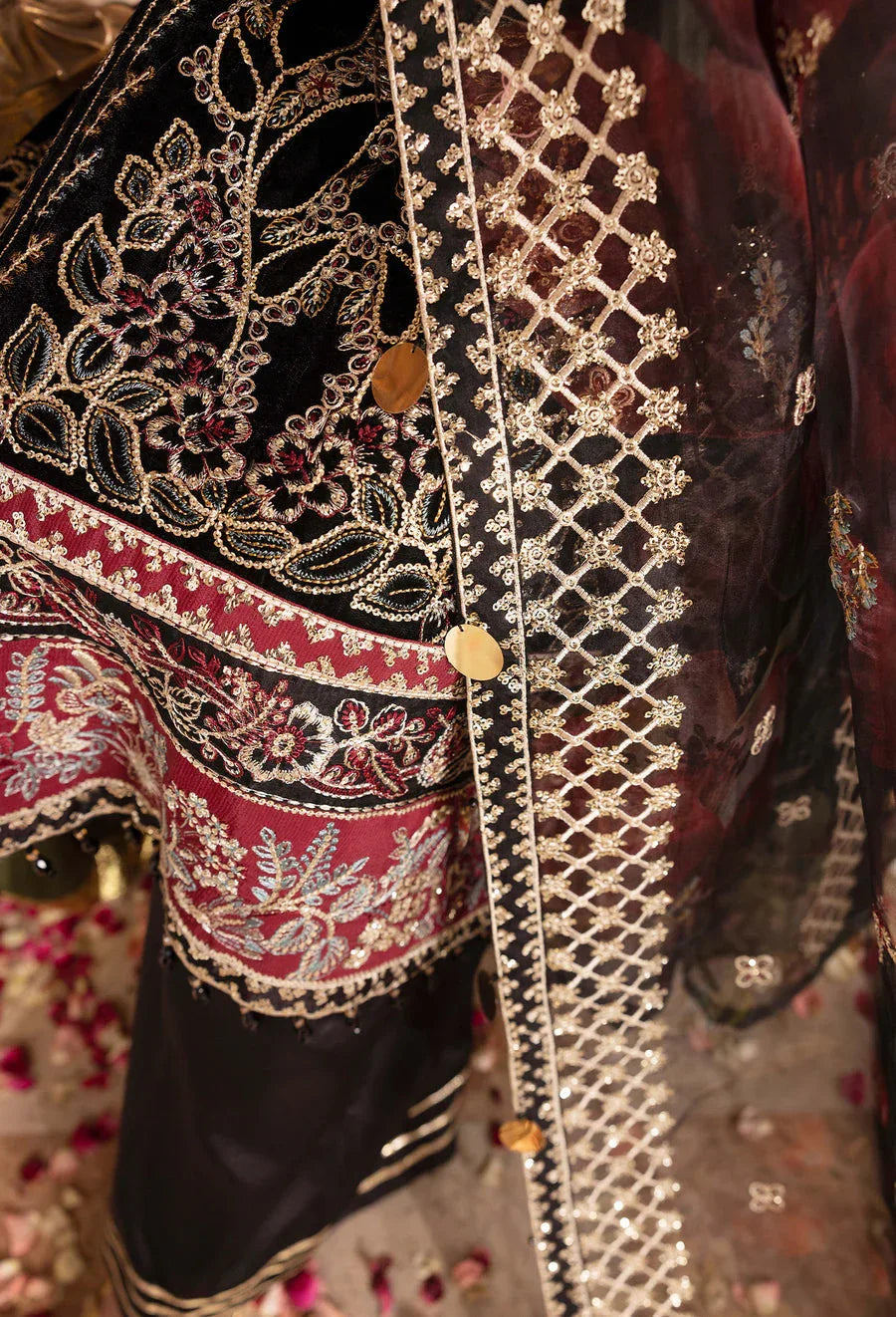 Adans Libas | Velvet 25 | 7521 V - Rang-e-Khaas
