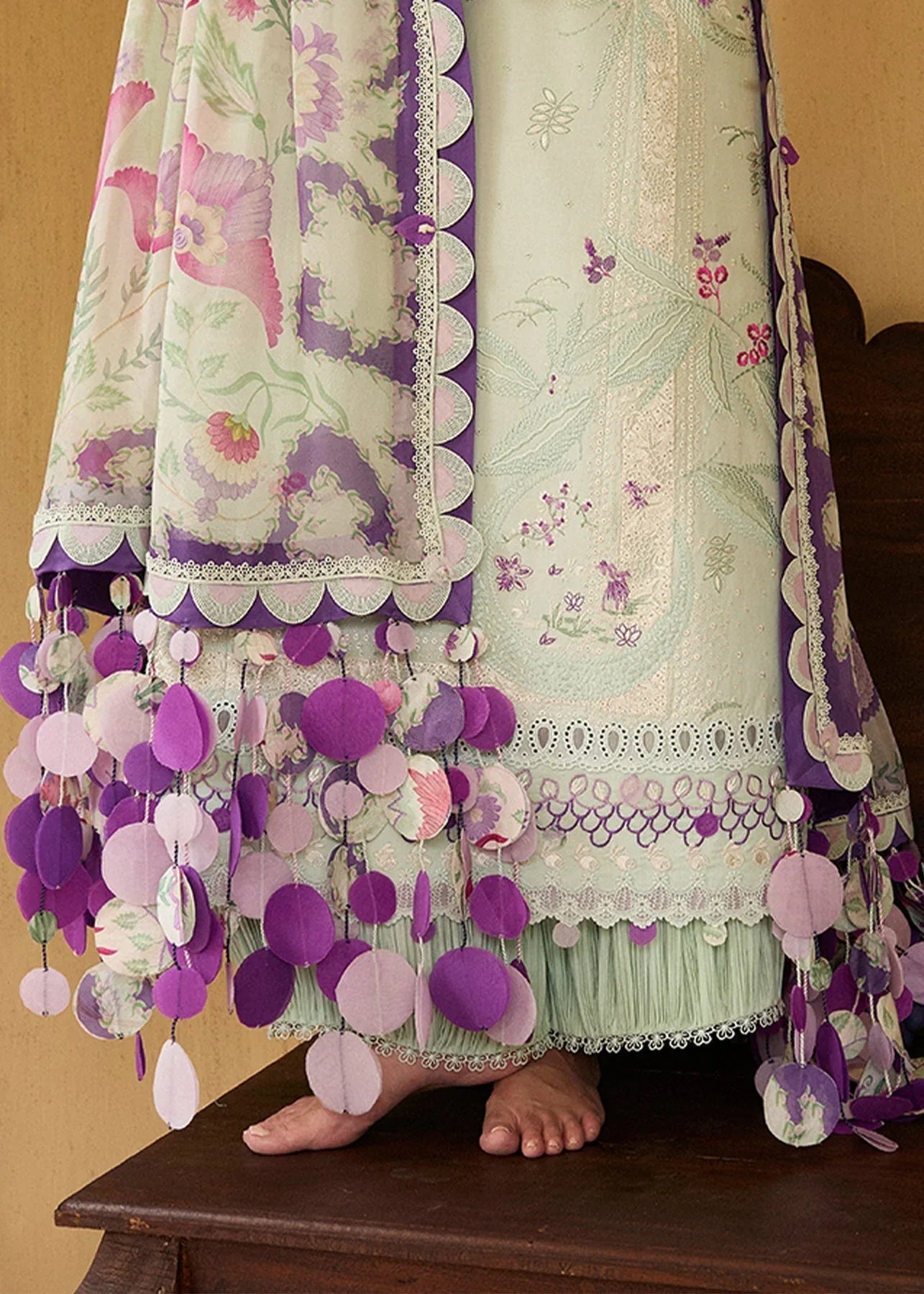 Suffuse | Luxury Lawn 25 | LARA - Rang-e-Khaas