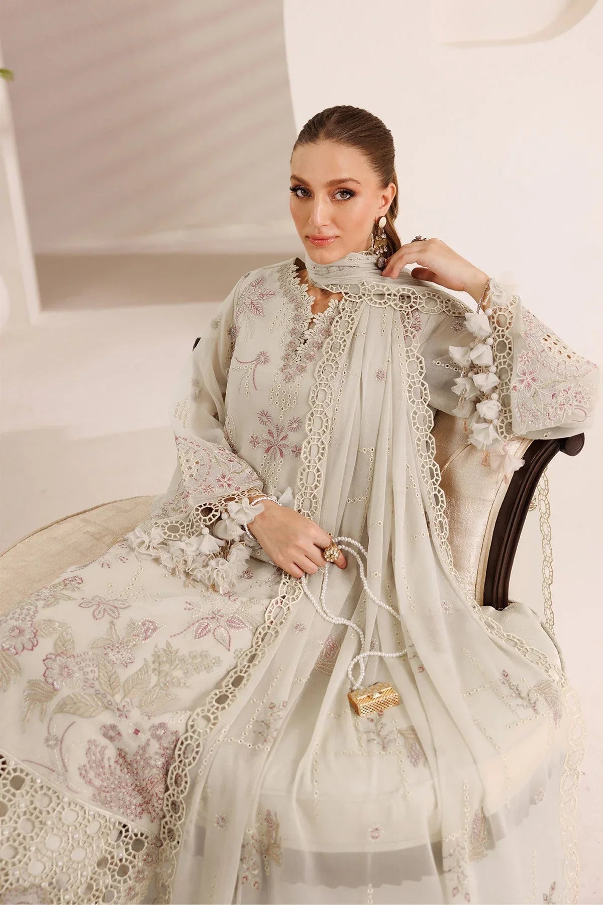 Alizeh | Dhaagay 25 | AF-DHG-5033-Raviyah - Rang-e-Khaas