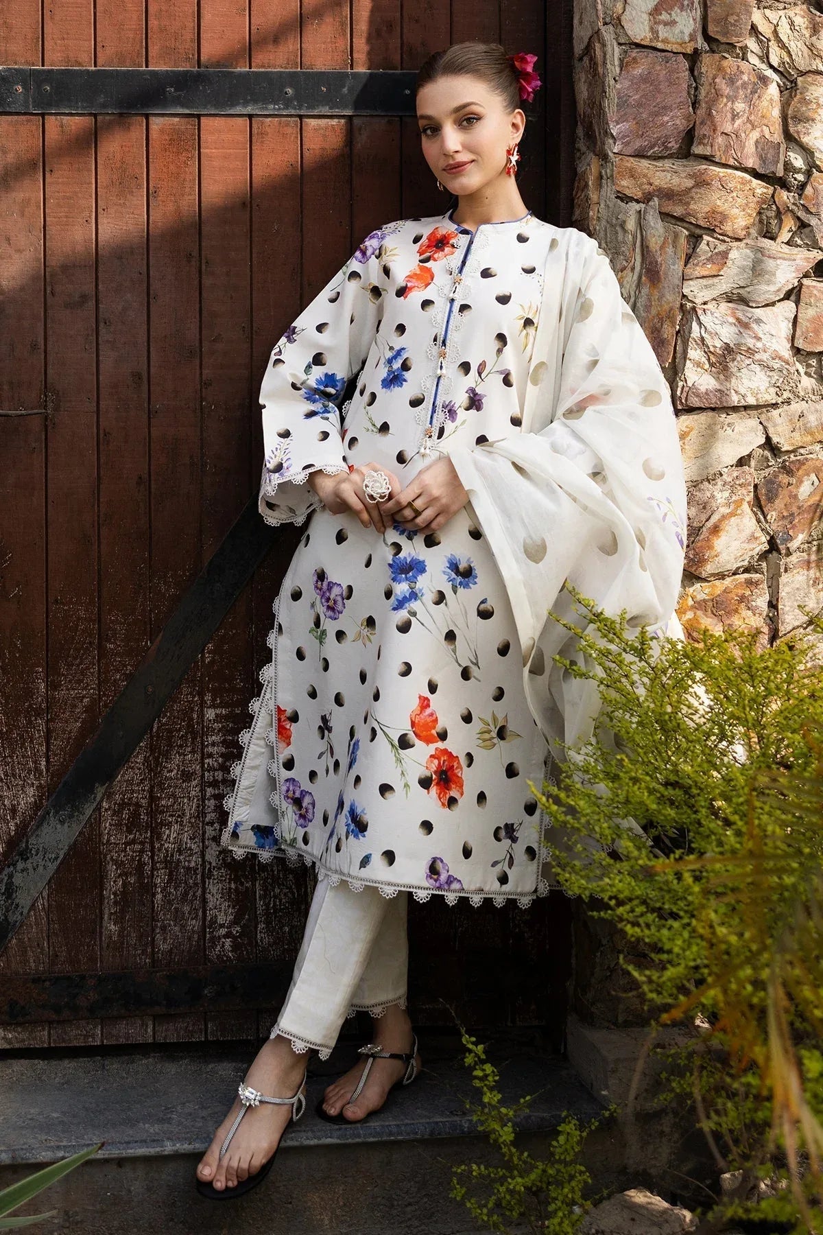 Alizeh | Sheen Lawn Prints 25 | AF-PL-6037-Loco - Rang-e-Khaas