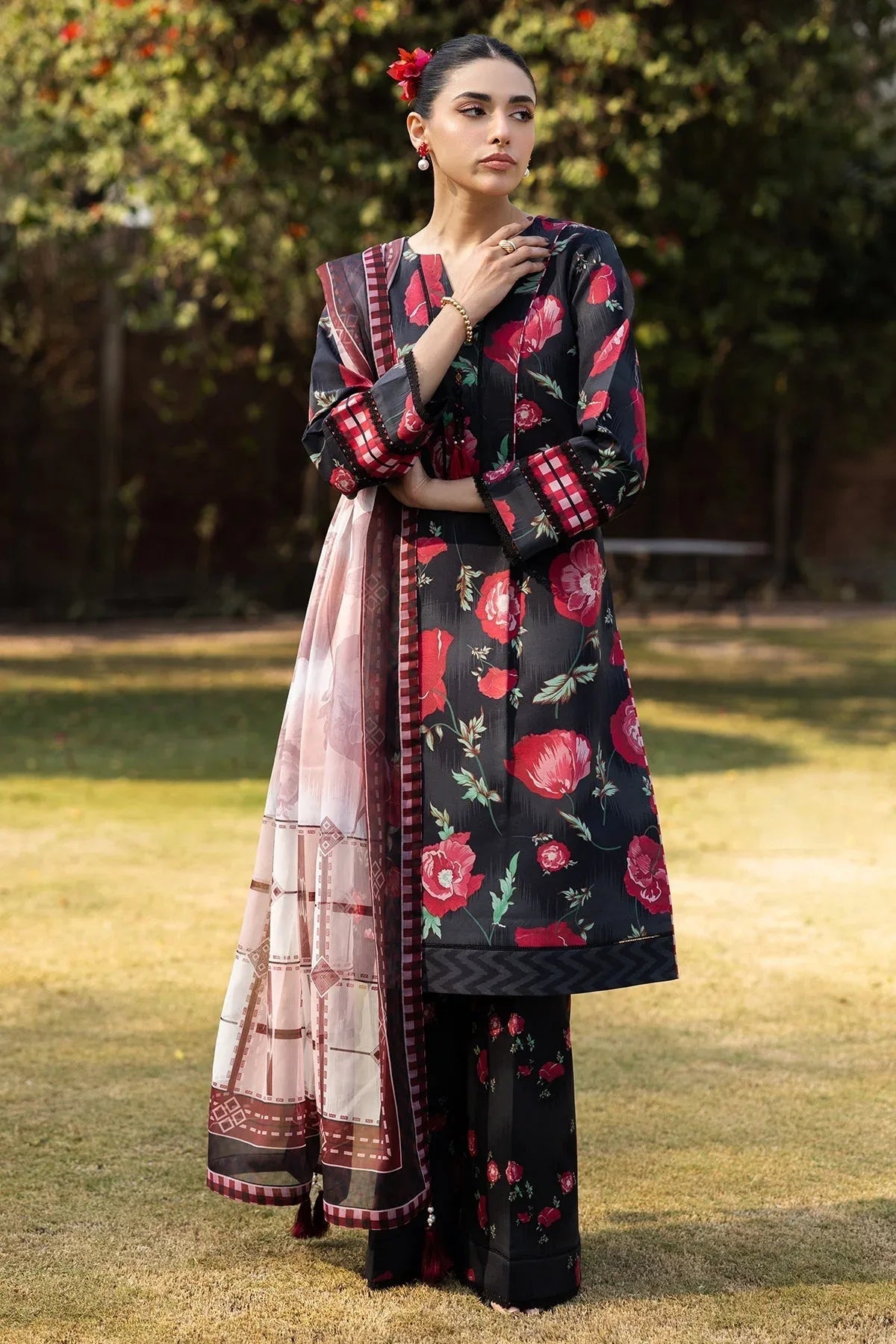Alizeh | Sheen Lawn Prints 25 | AF-PL-6032-Somber - Rang-e-Khaas