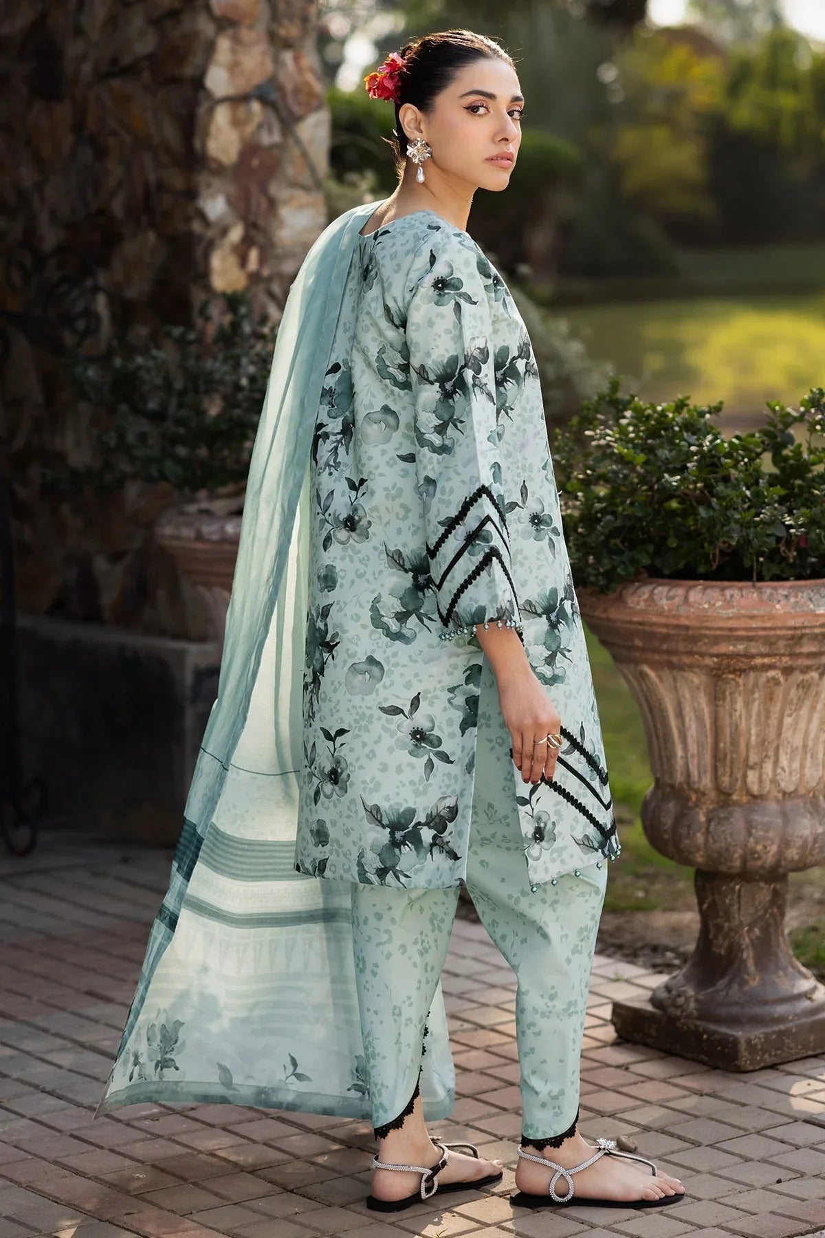 Alizeh | Sheen Lawn Prints 25 | AF-PL-6042-Arsh - Rang-e-Khaas