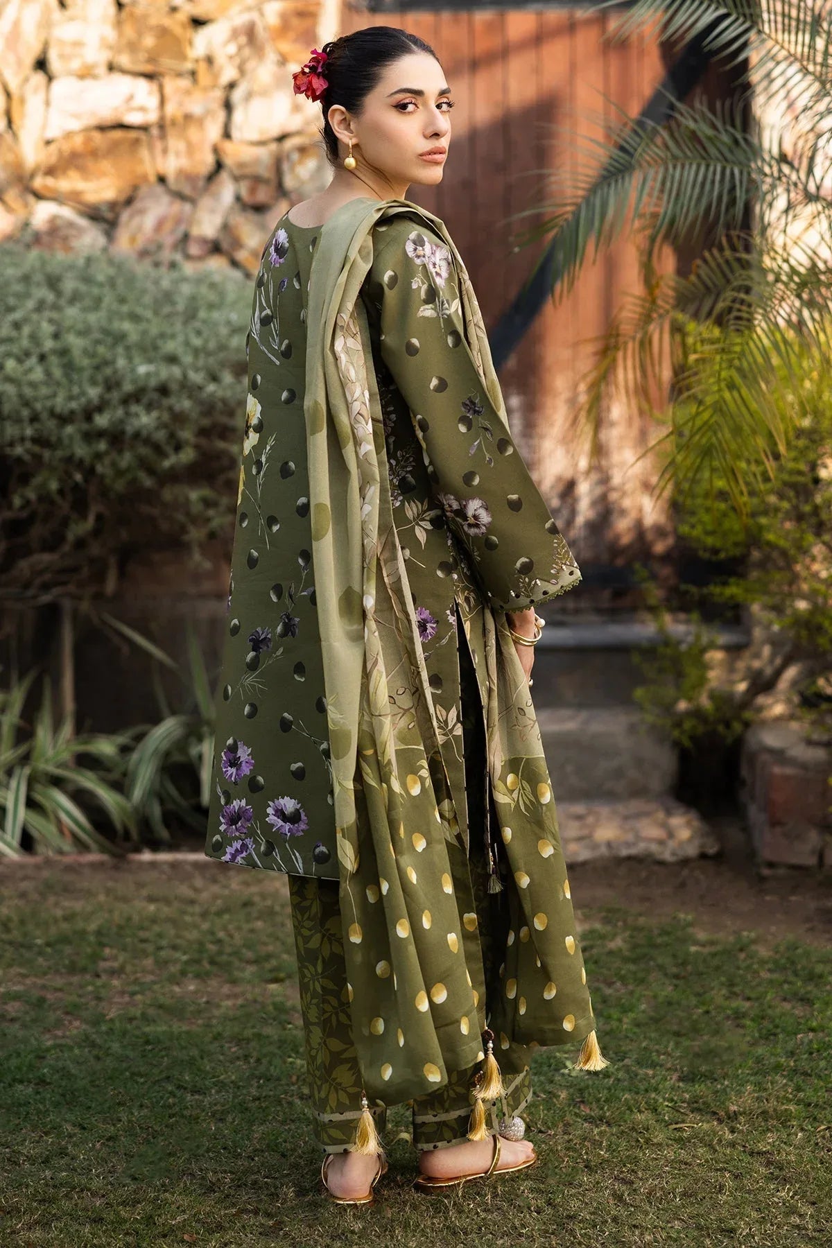 Alizeh | Sheen Lawn Prints 25 | AF-PL-6038-Willow - Rang-e-Khaas