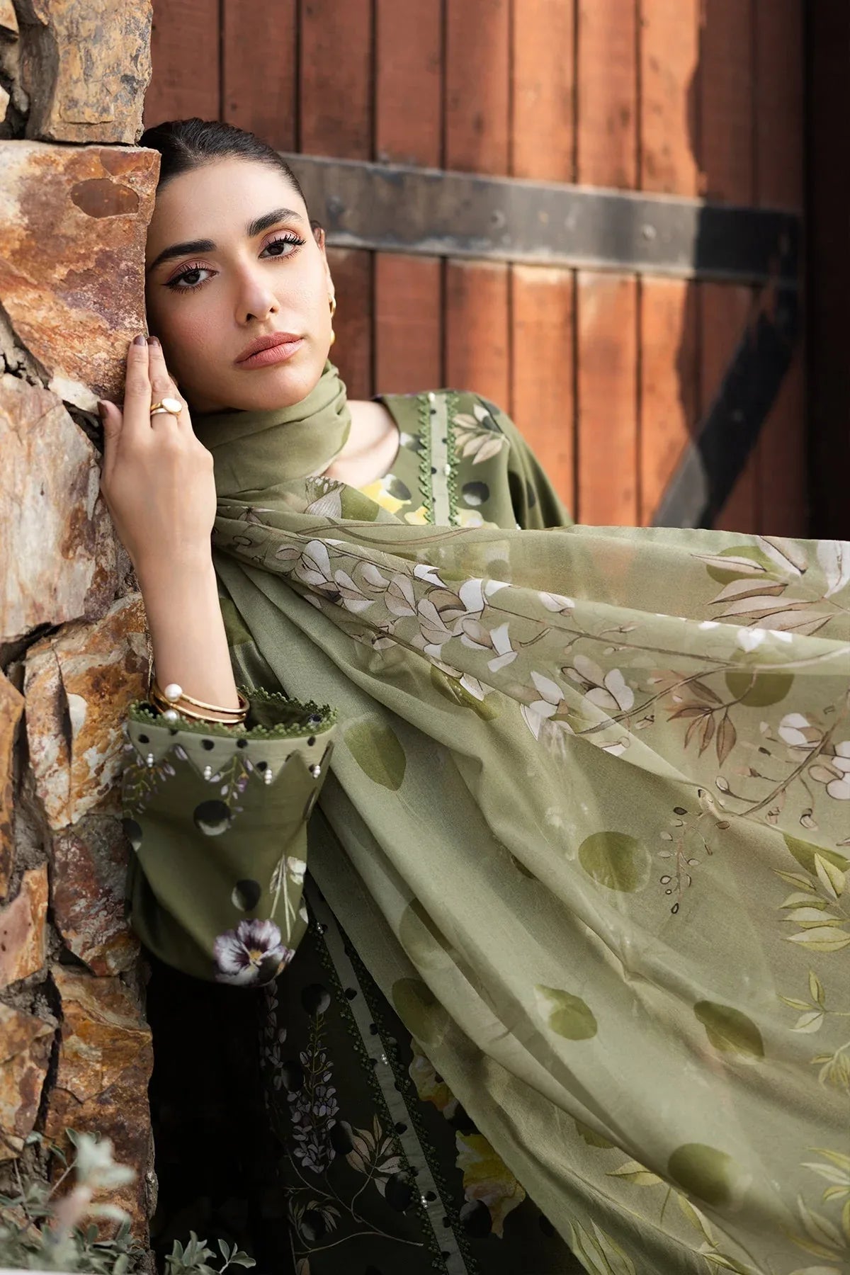 Alizeh | Sheen Lawn Prints 25 | AF-PL-6038-Willow - Rang-e-Khaas