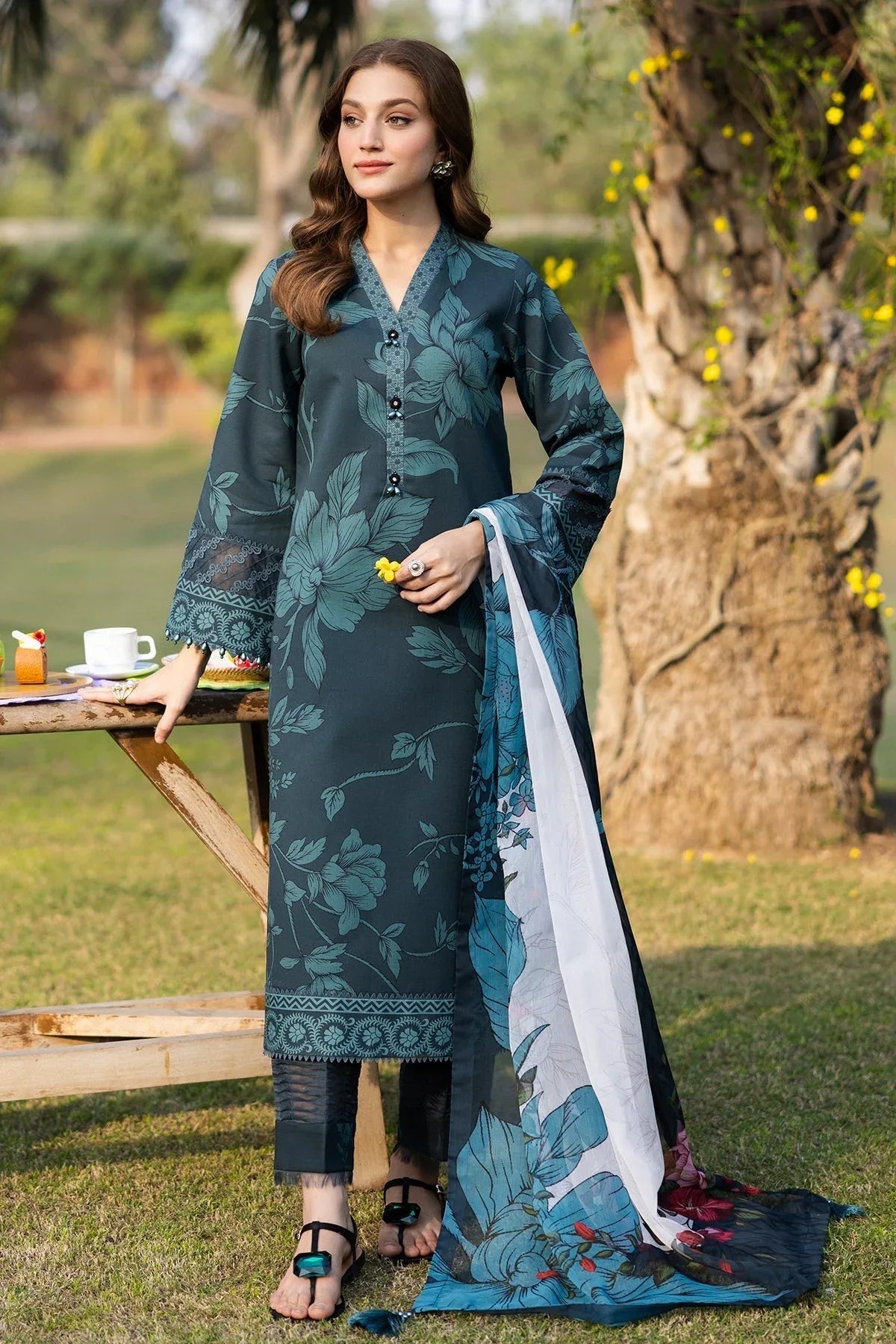 Alizeh | Sheen Lawn Prints 25 | AF-PL-6035-Nigella - Rang-e-Khaas