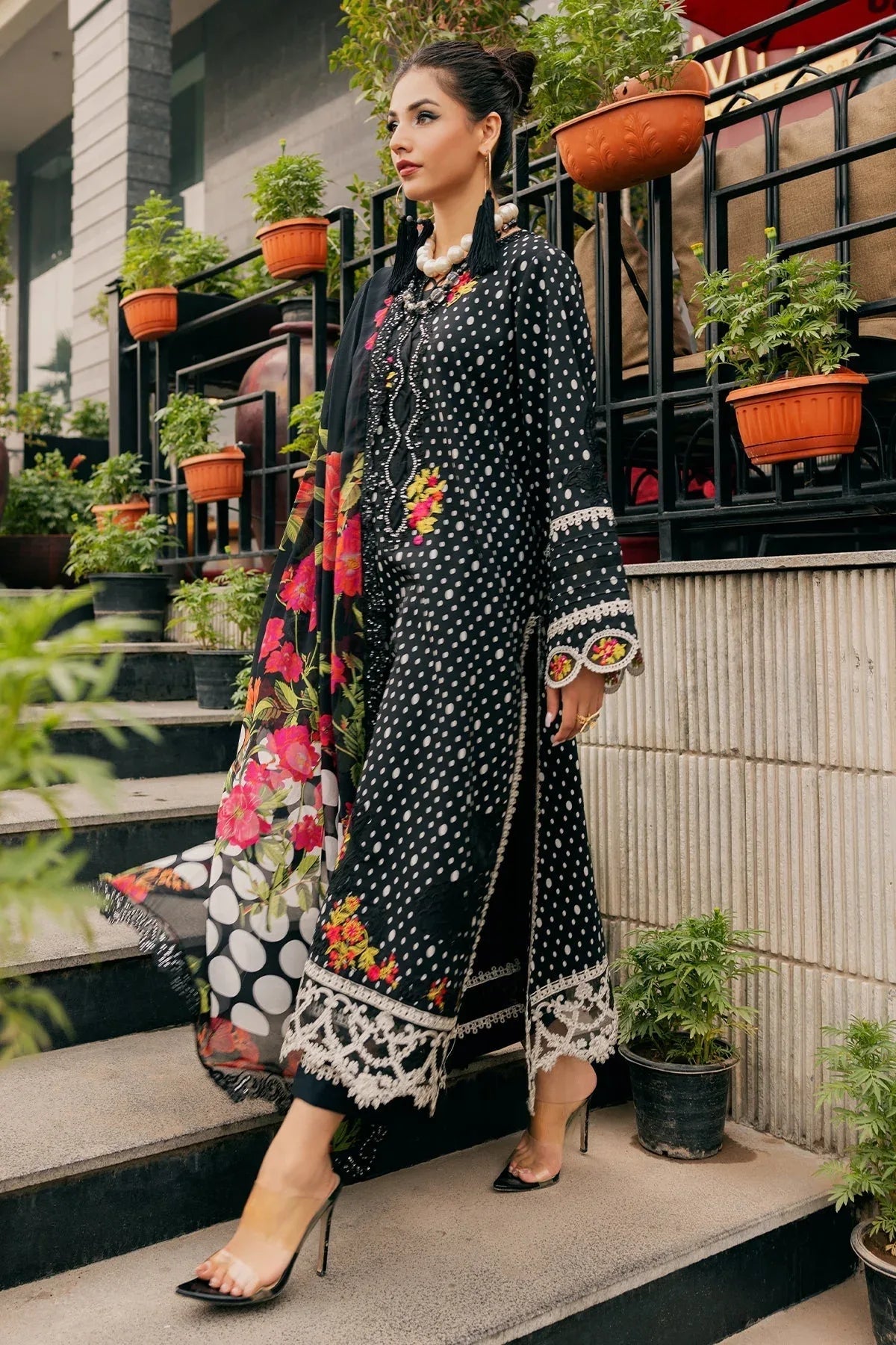 Charizma | Swiss Miss Voil Collection | CSM5-01 - Rang-e-Khaas