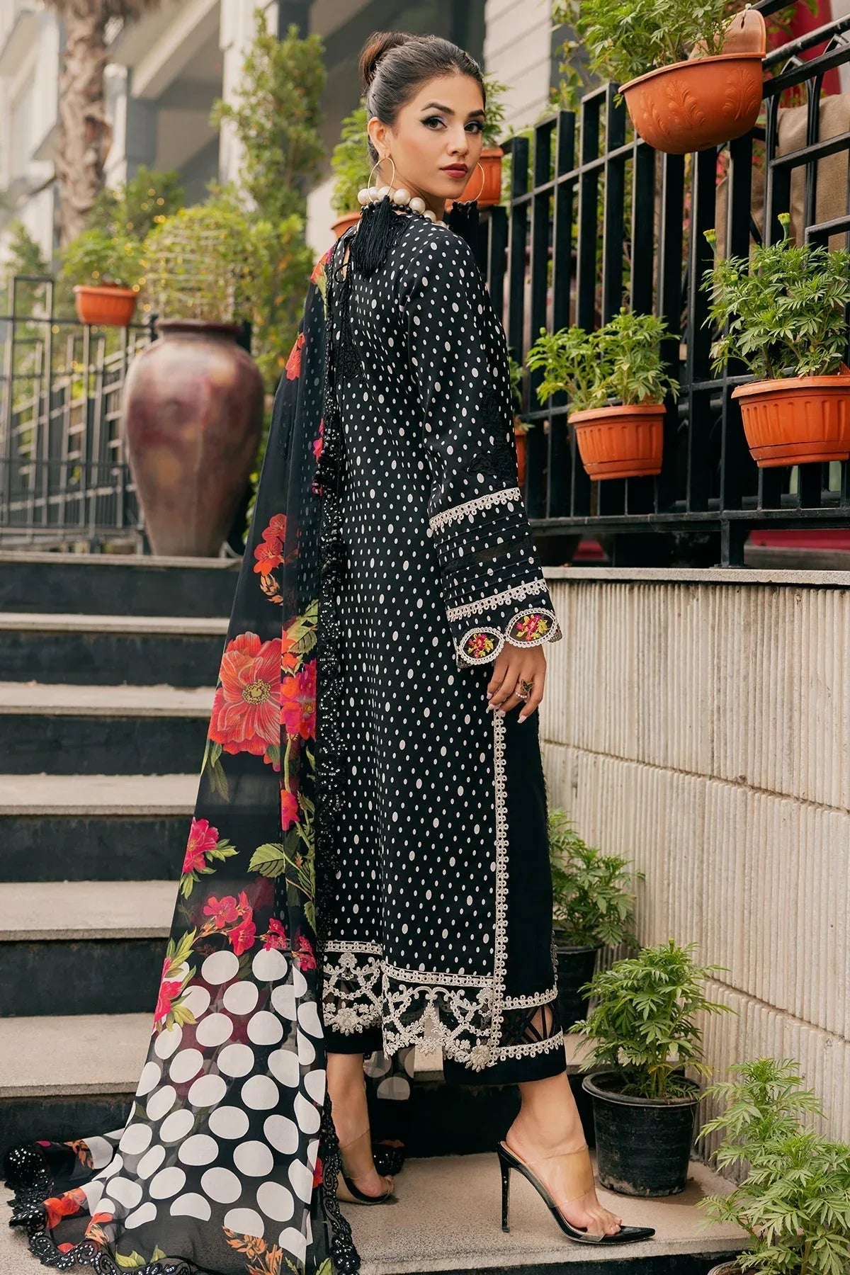 Charizma | Swiss Miss Voil Collection | CSM5-01 - Rang-e-Khaas
