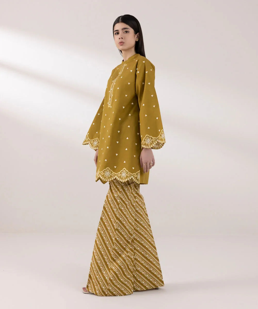 Sapphire | Intermix 2024 | Cambric Suit S-33 - Rang-e-Khaas
