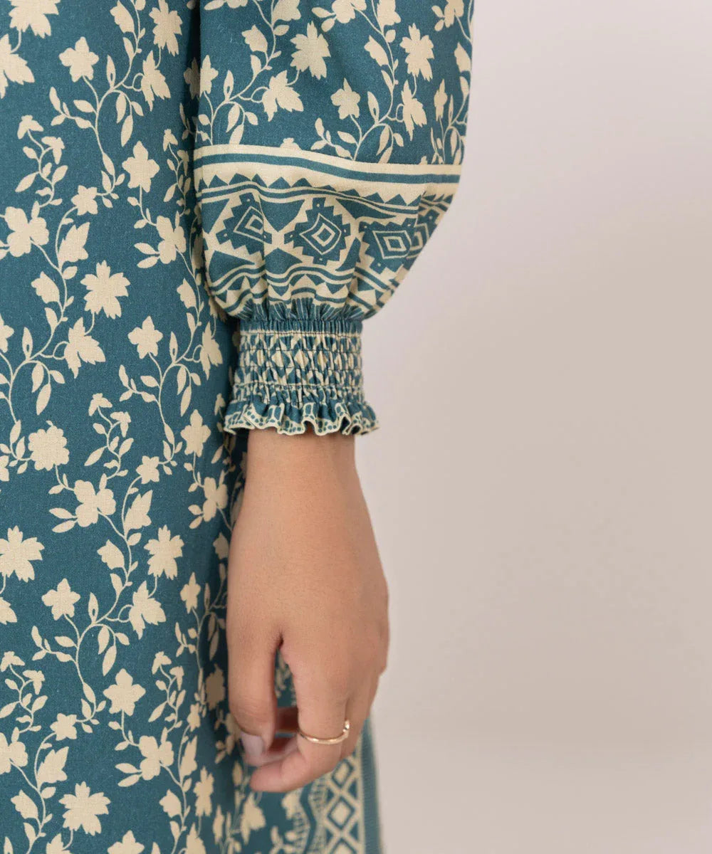 Sapphire | Intermix 2024 | Cambric Suit S-22 - Rang-e-Khaas