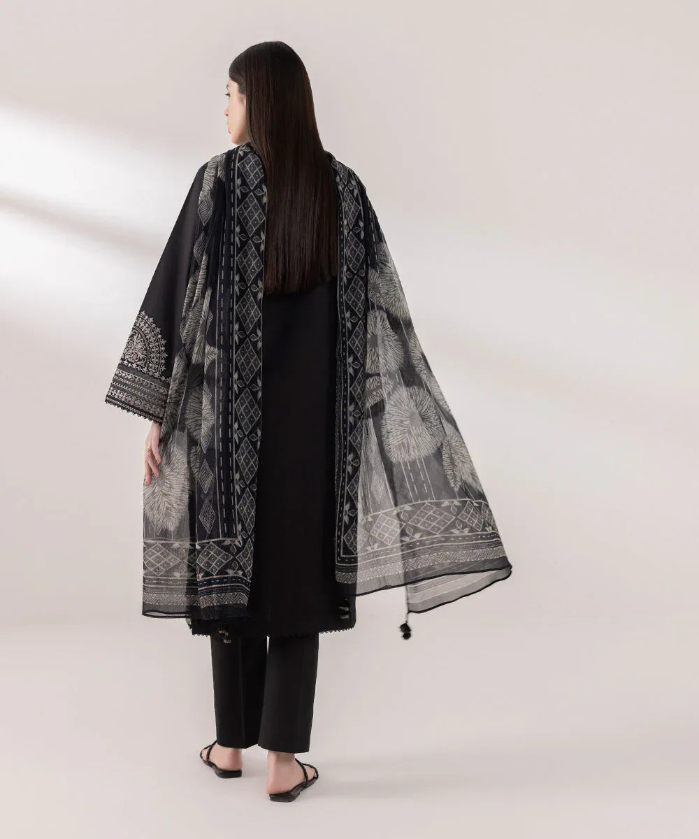 Sapphire | Intermix 2024 | Cambric Suit S-43 - Rang-e-Khaas